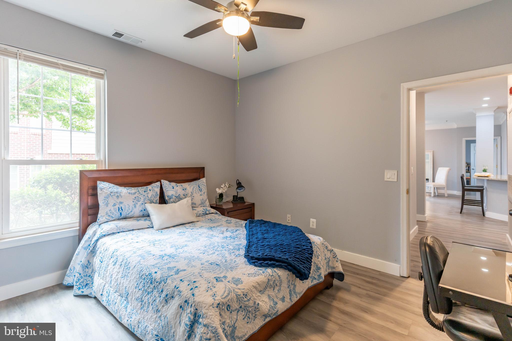 GATES OF MCLEAN - Residential