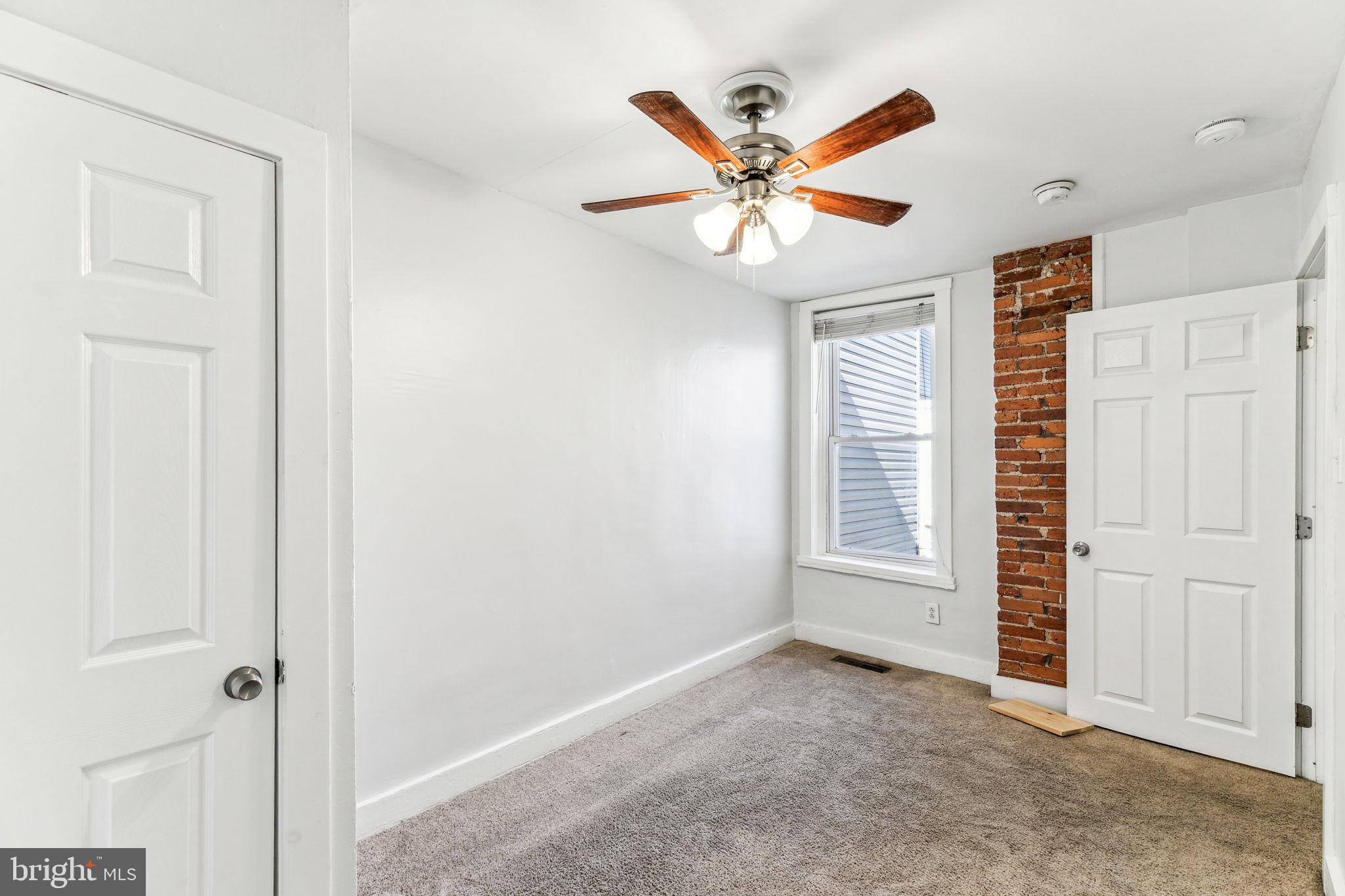 POINT BREEZE - Residential