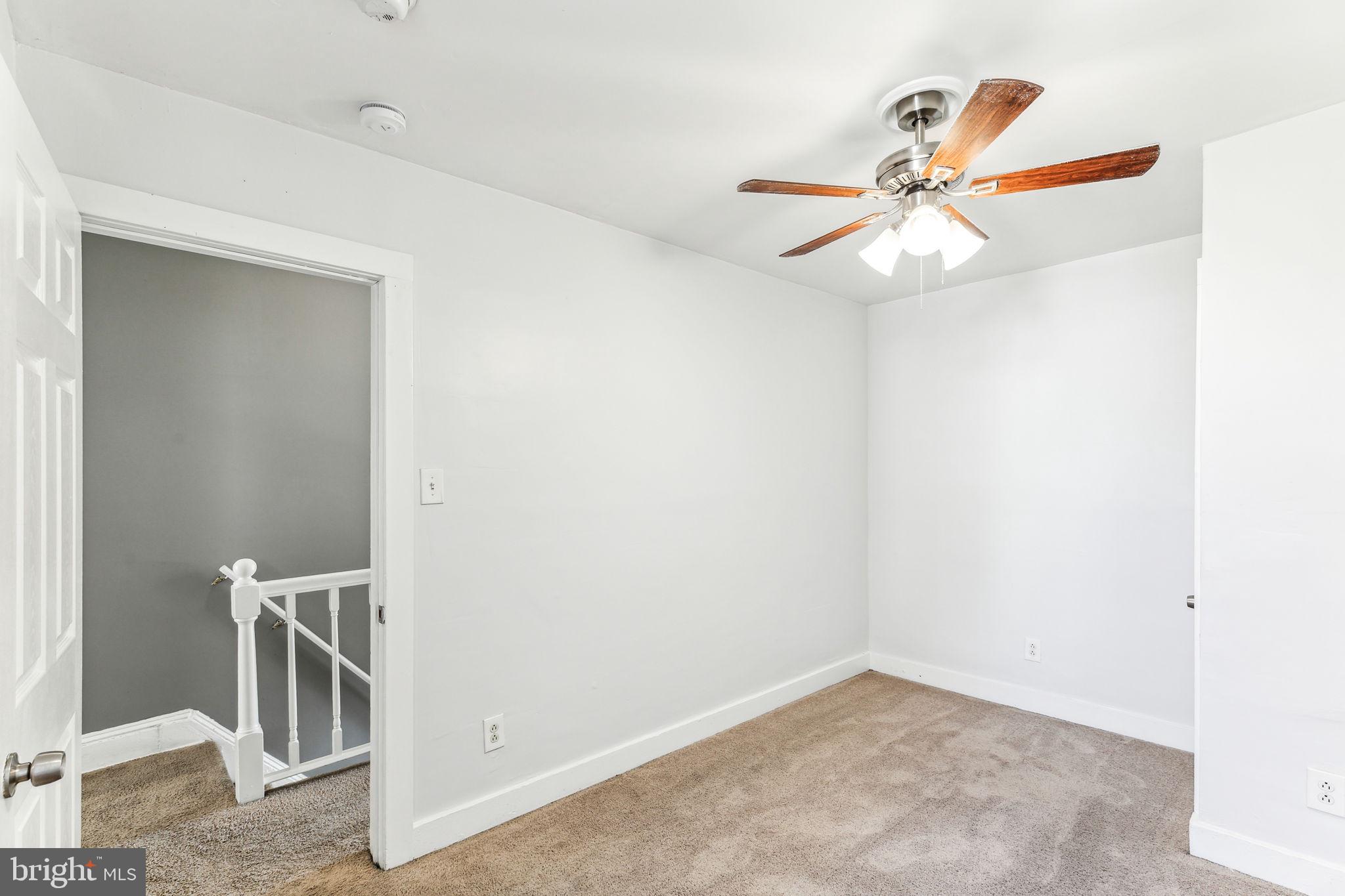 POINT BREEZE - Residential