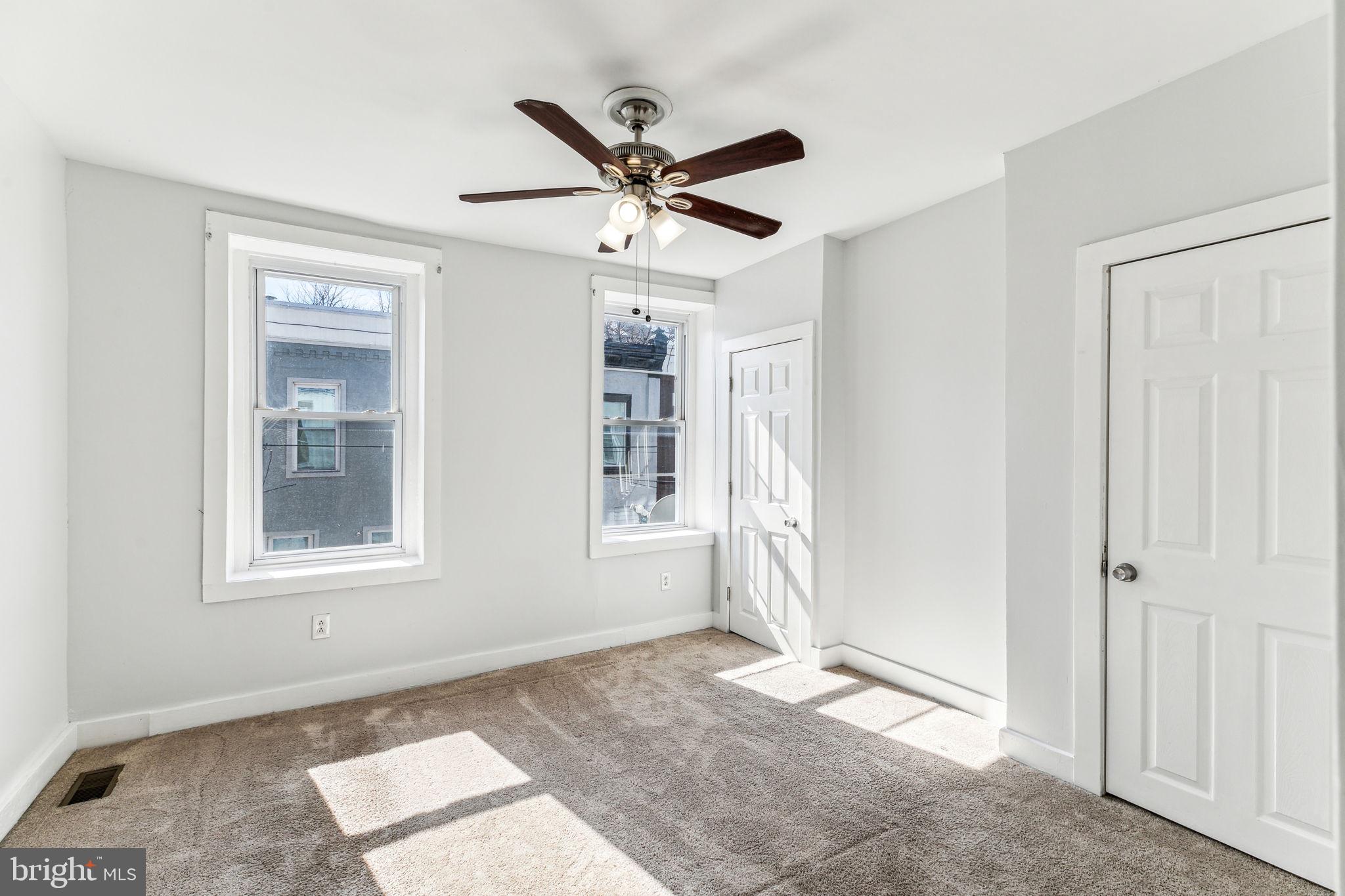 POINT BREEZE - Residential