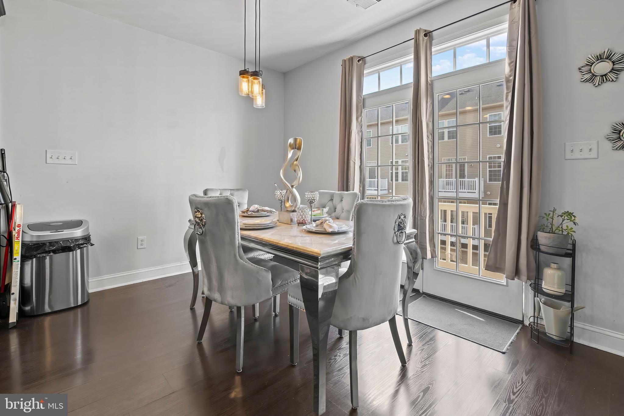 STONEY RUN - Residential