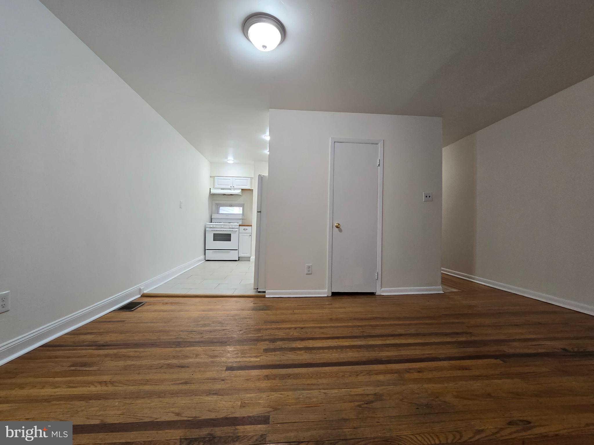 MANTUA - Residential Lease