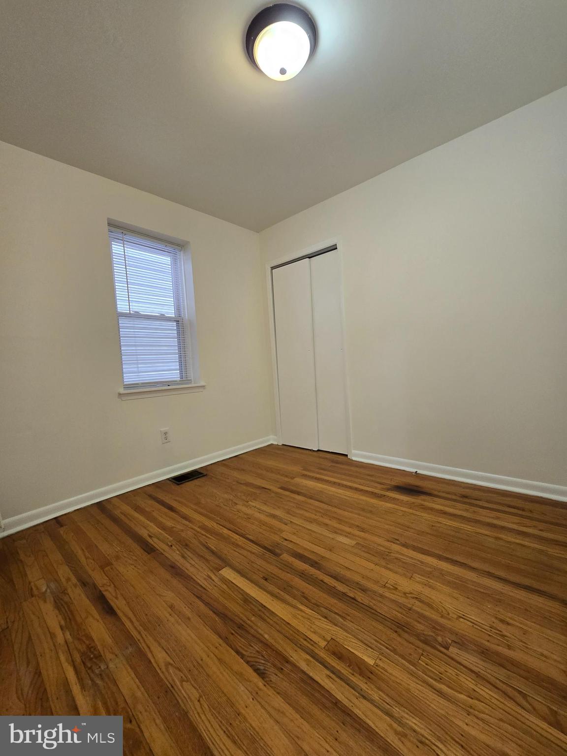 MANTUA - Residential Lease