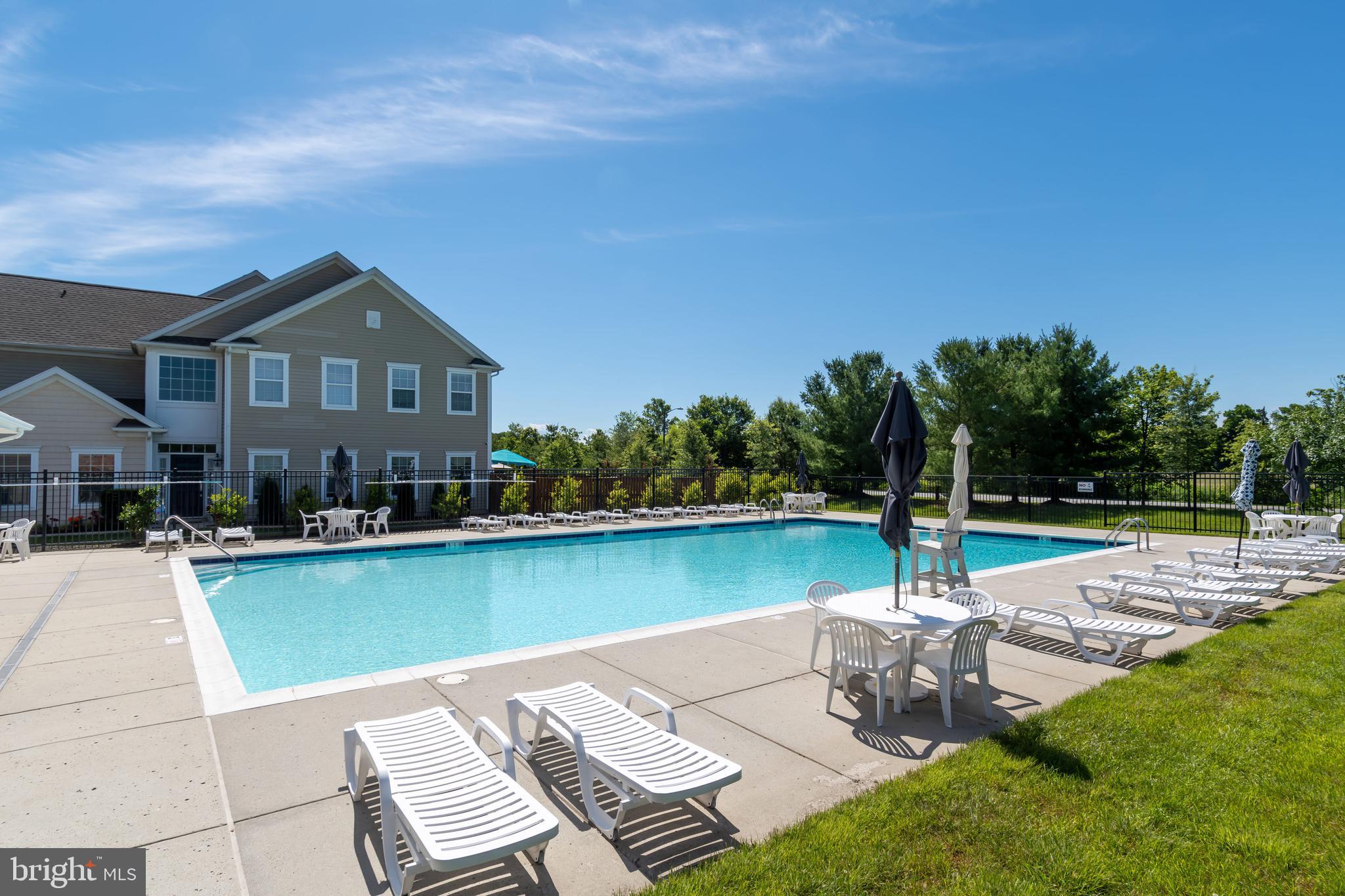 LAKELANDS AT EASTON - Residential