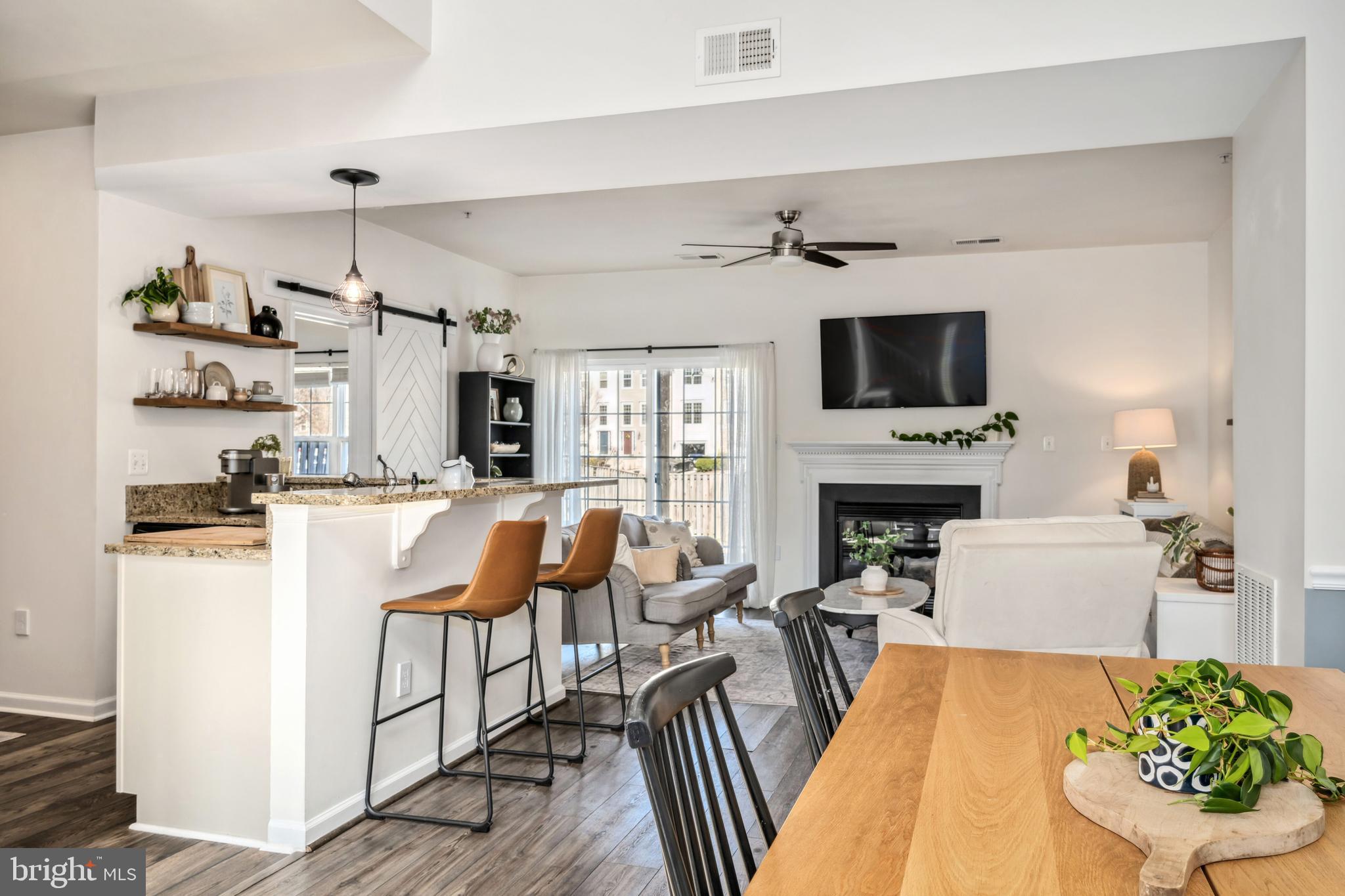 LAKELANDS AT EASTON - Residential