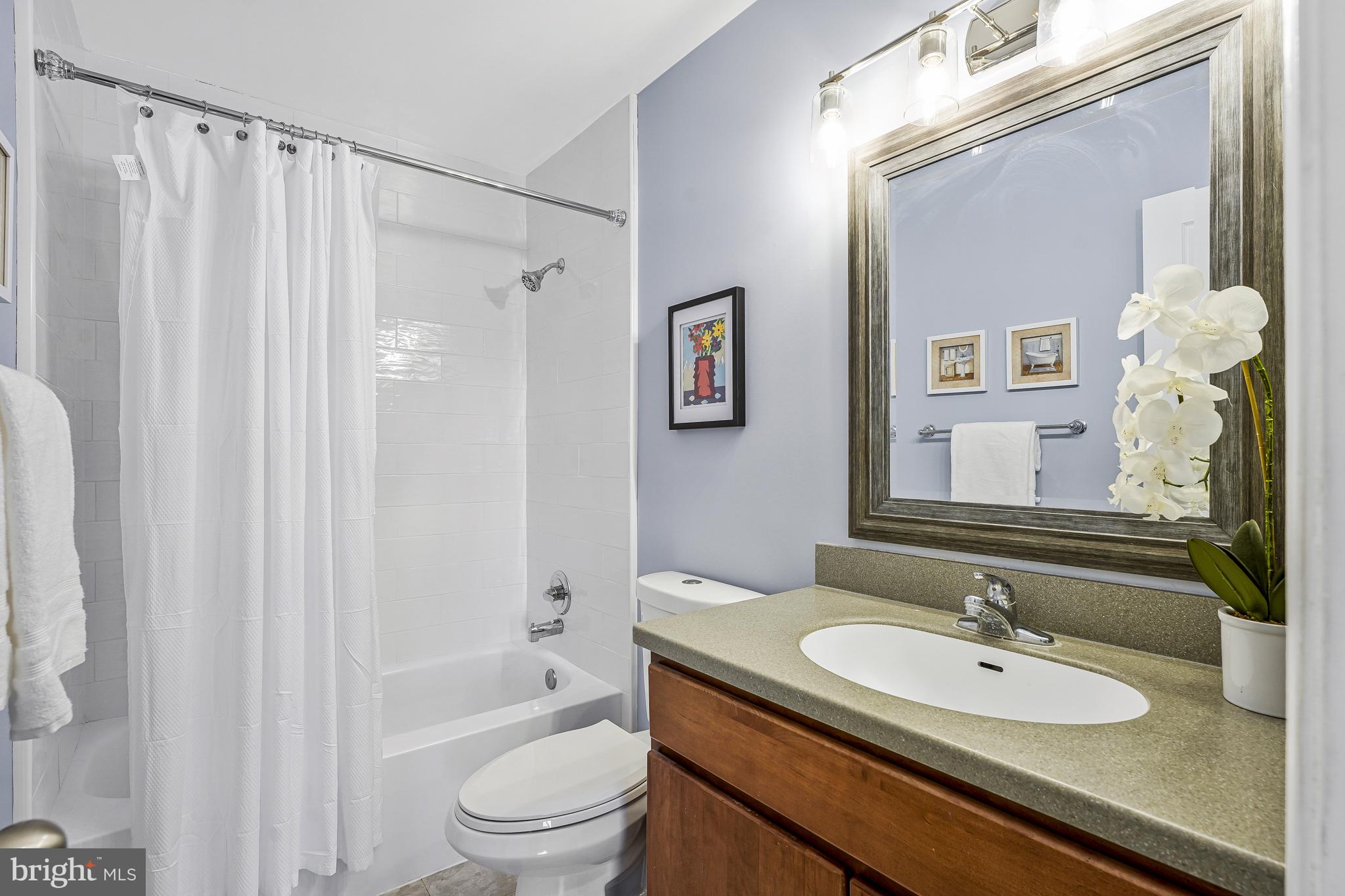 TREEBROOKE CONDOMINIUM - Residential