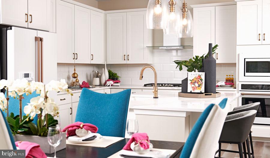 PARADISE HEIGHTS - Residential