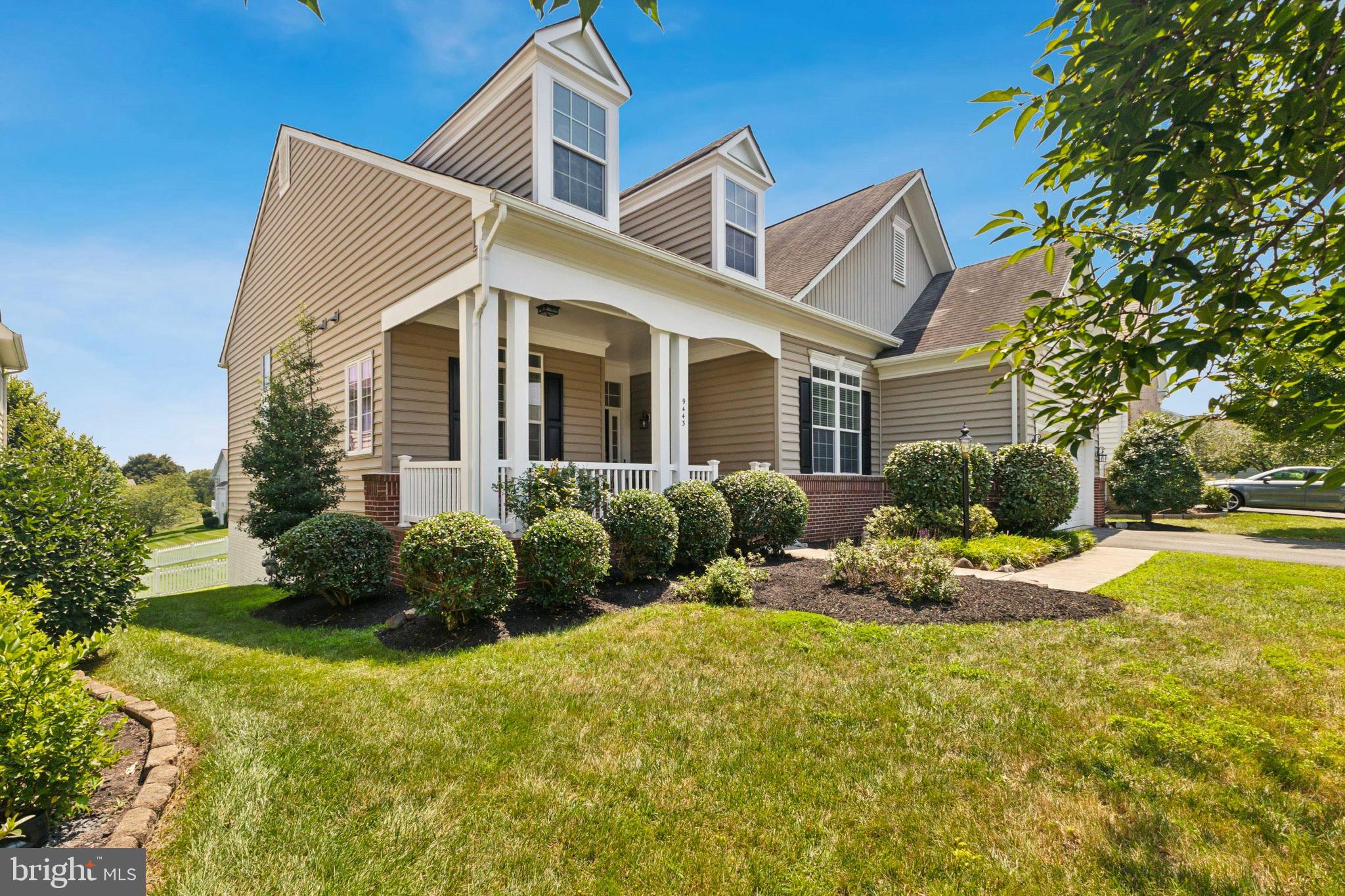 9443 STRUTHERS GLEN COURT