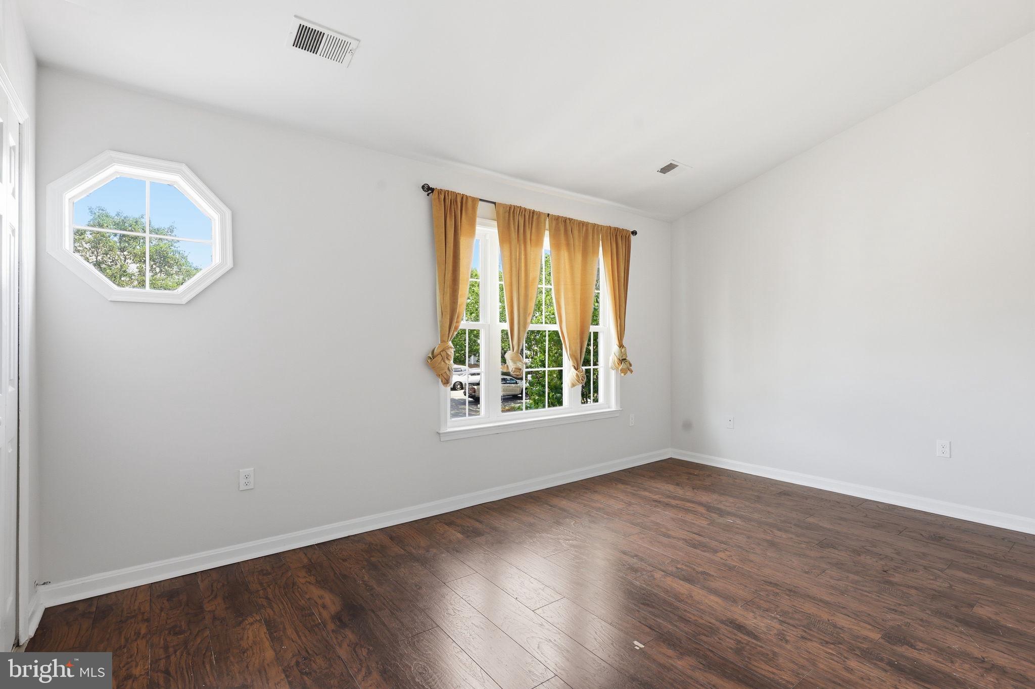 MOSBY RIDGE CONDO - Residential
