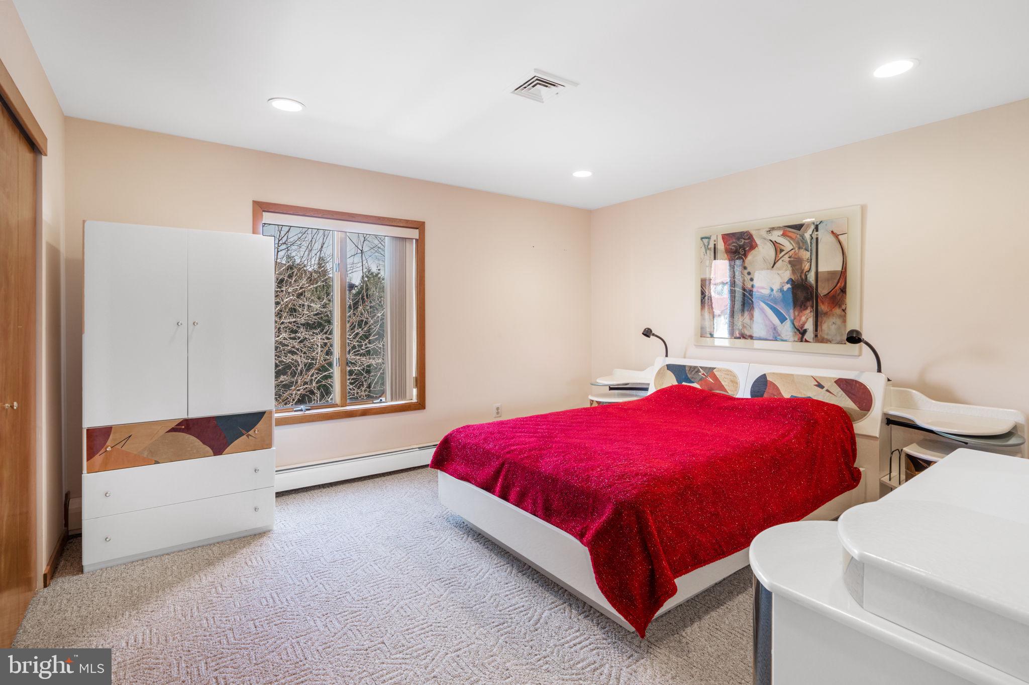 HUNTINGDON VALLEY - Residential Lease