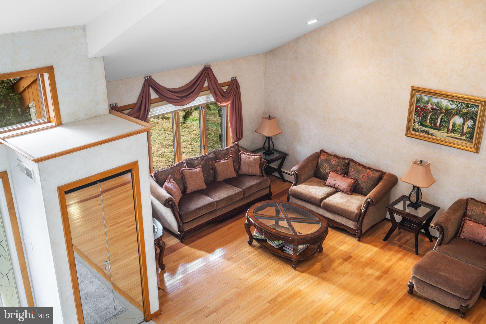 HUNTINGDON VALLEY - Residential Lease