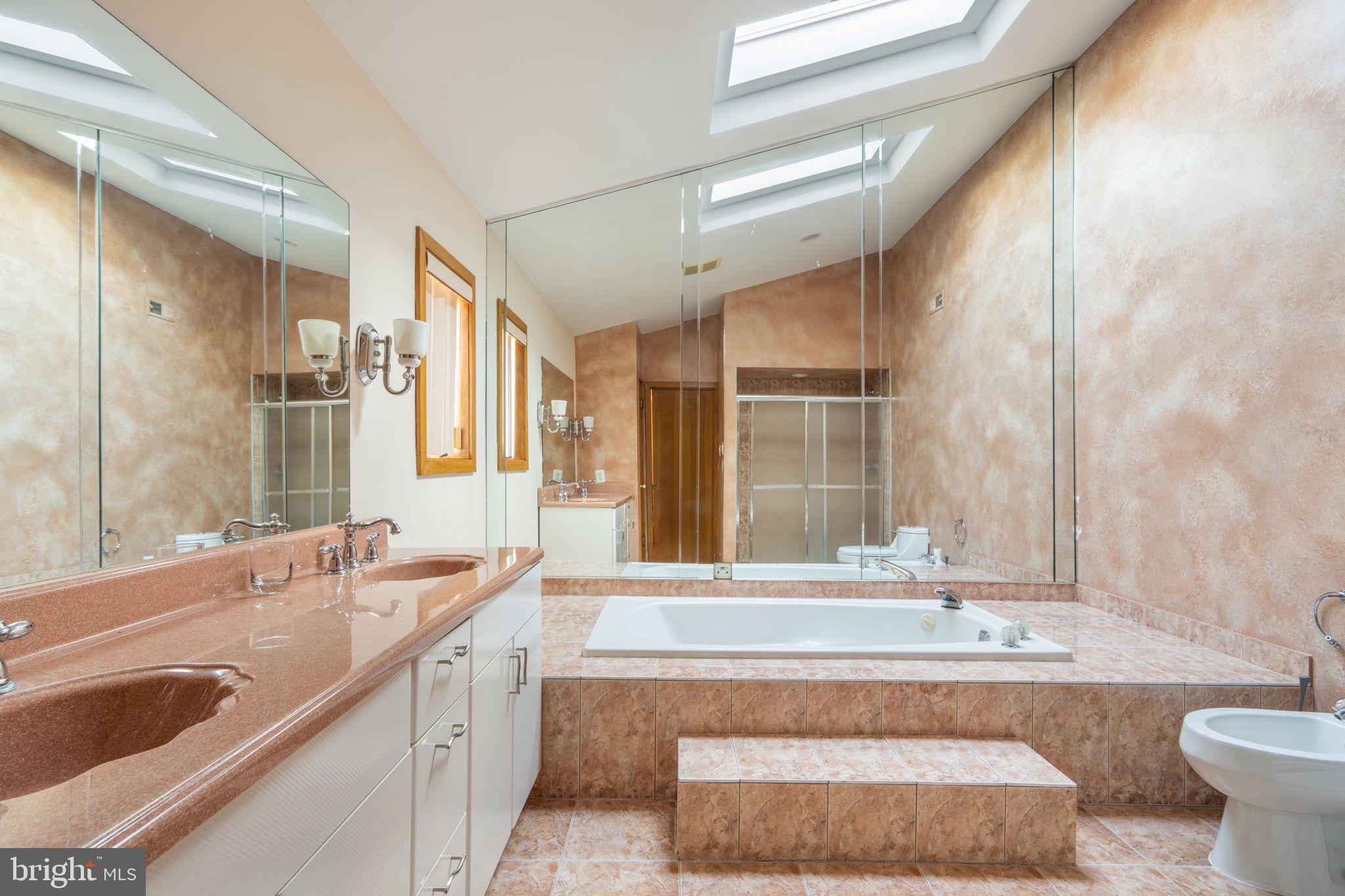 HUNTINGDON VALLEY - Residential Lease