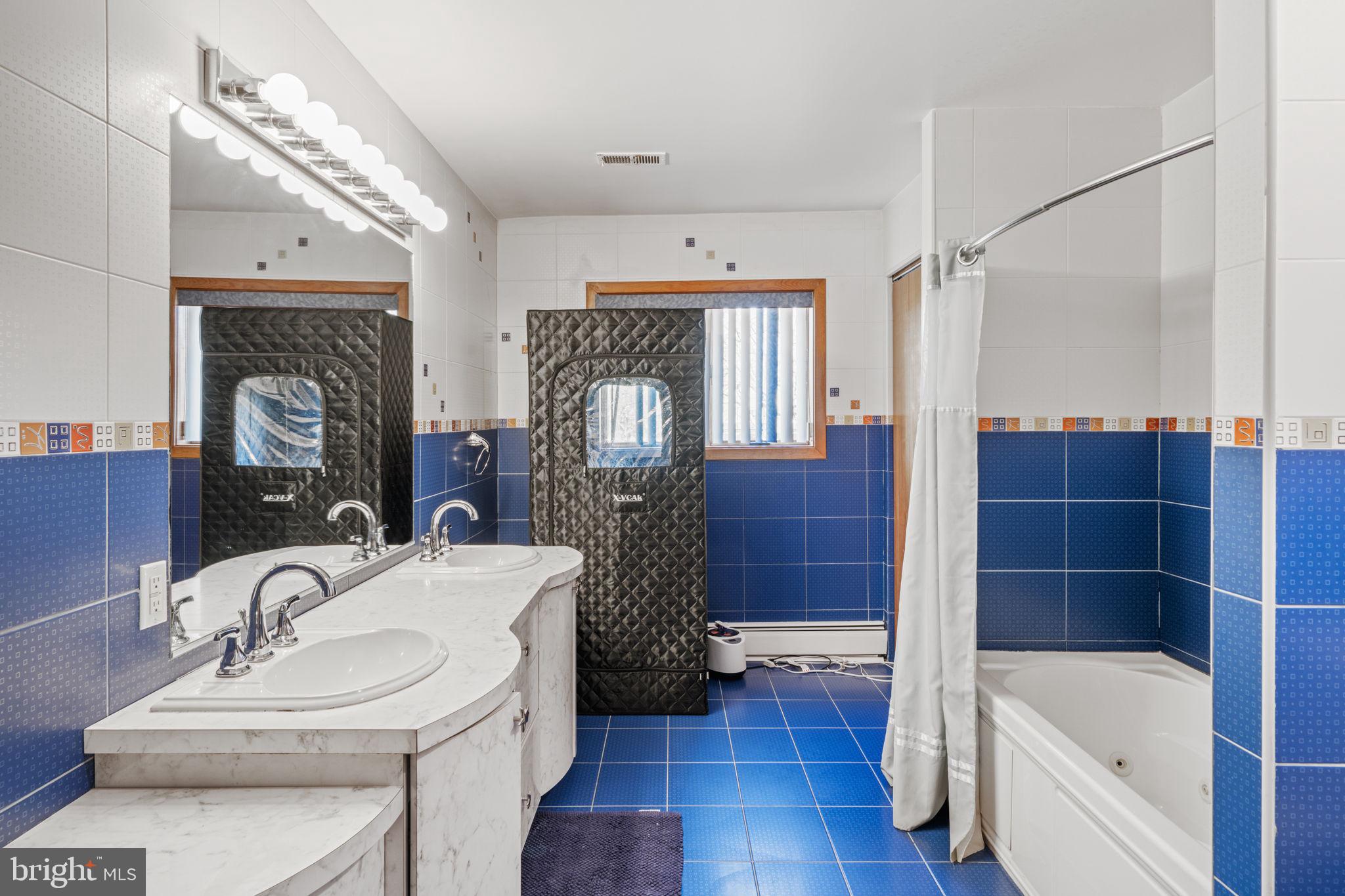 HUNTINGDON VALLEY - Residential Lease