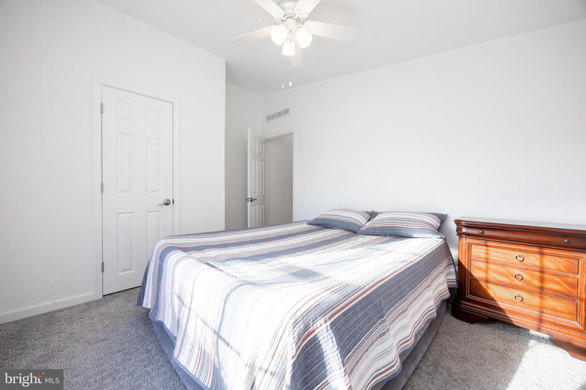 WILLOW RUN - Residential