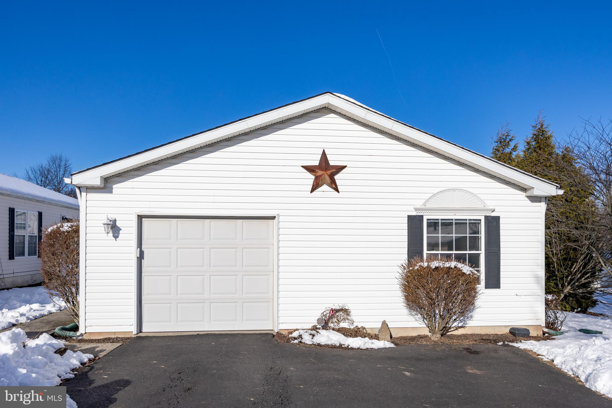 WILLOW RUN - Residential