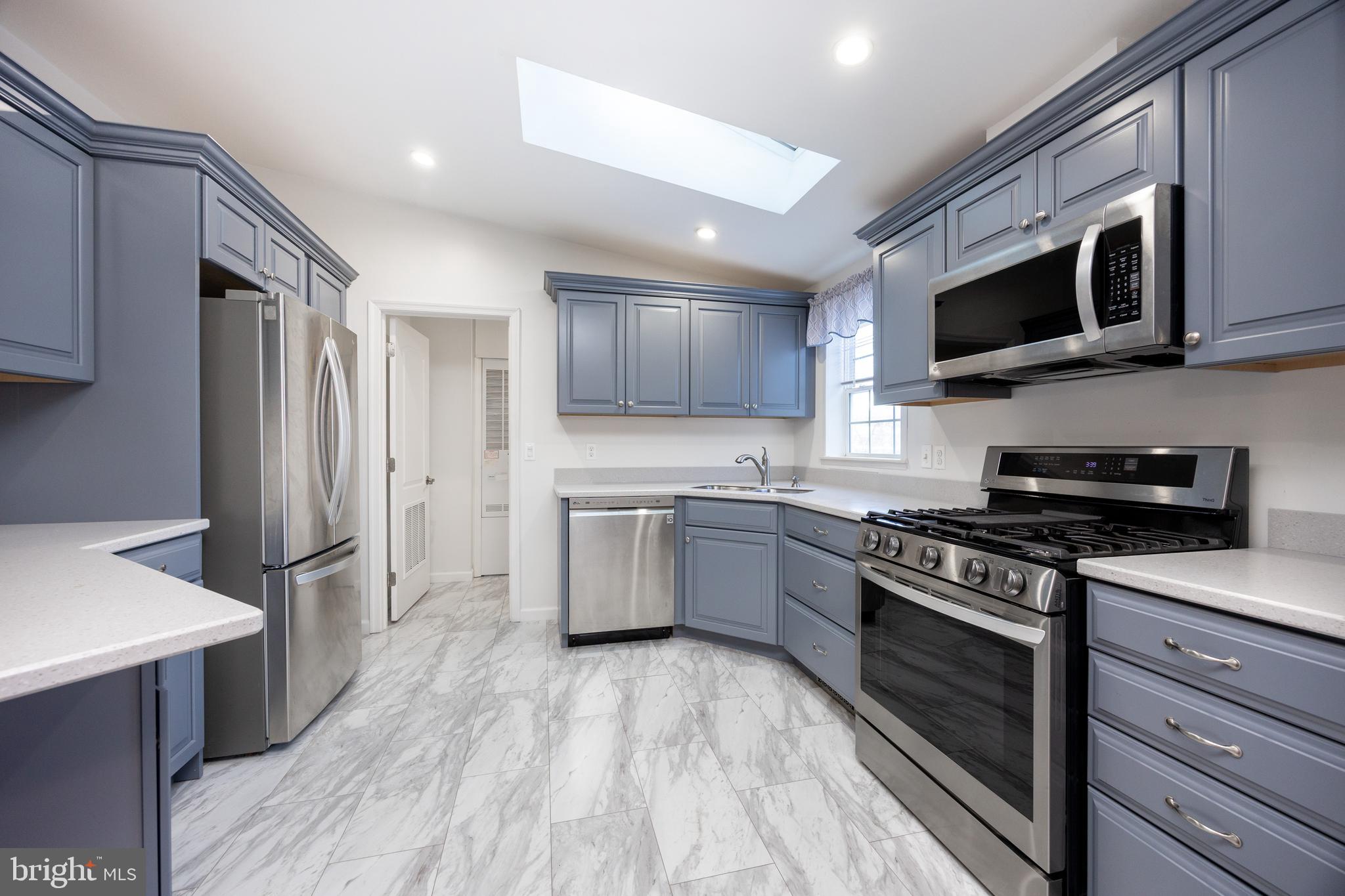 WILLOW RUN - Residential