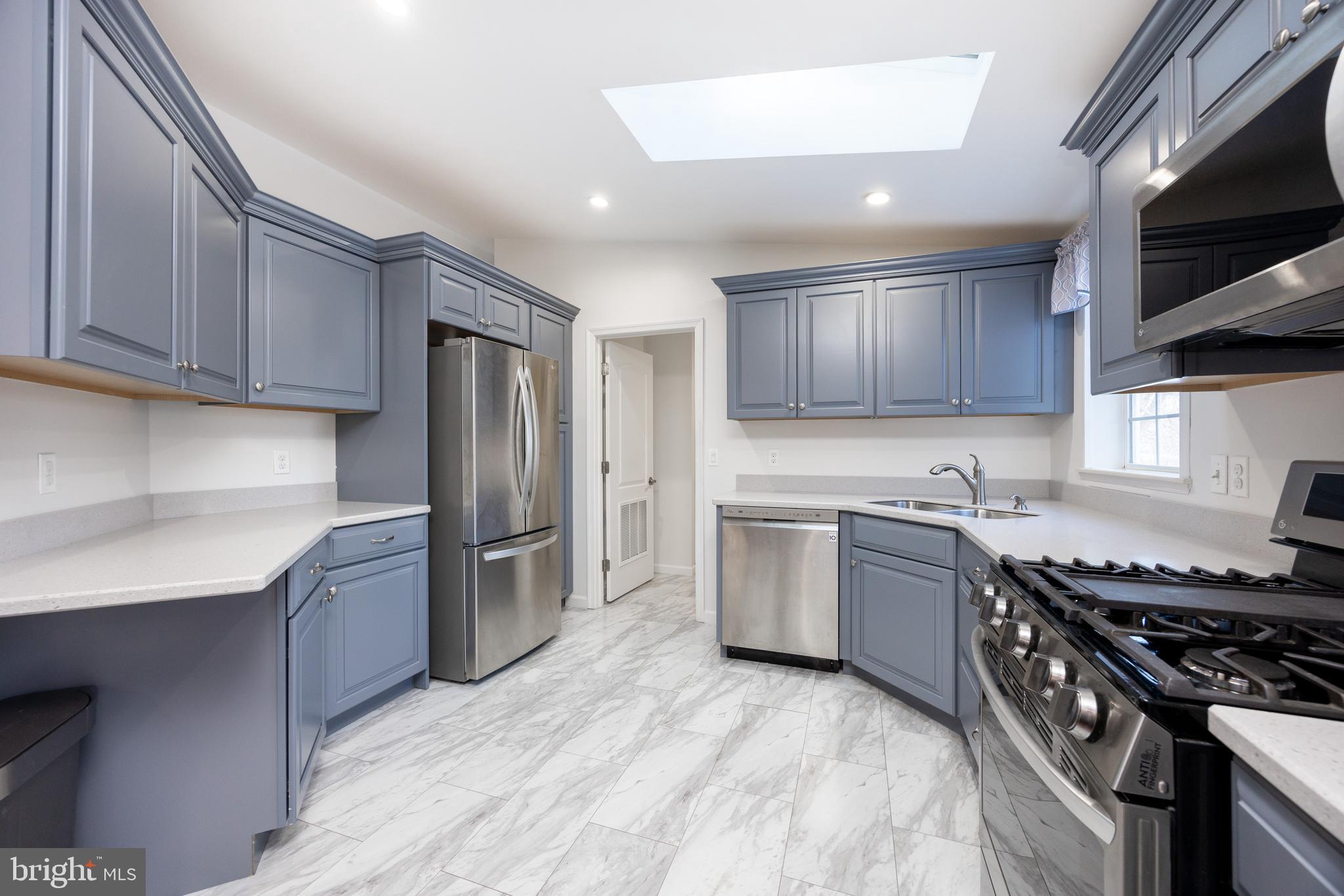 WILLOW RUN - Residential