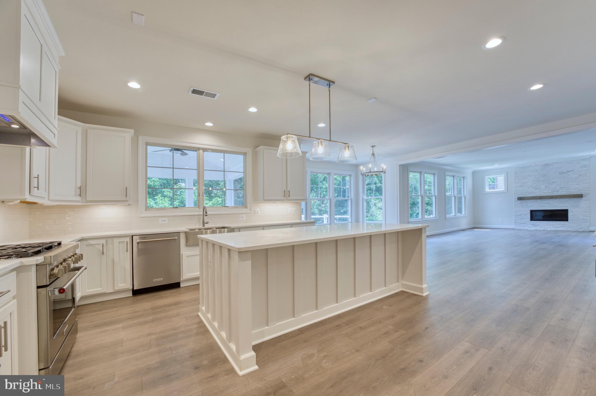 ROSEMONT - Residential