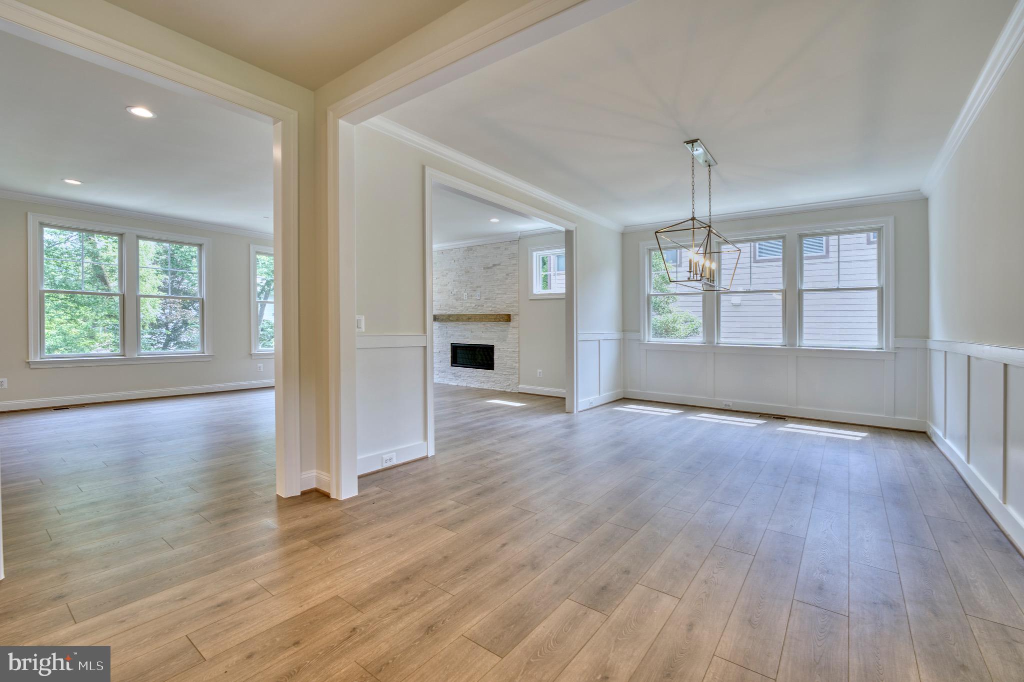 ROSEMONT - Residential