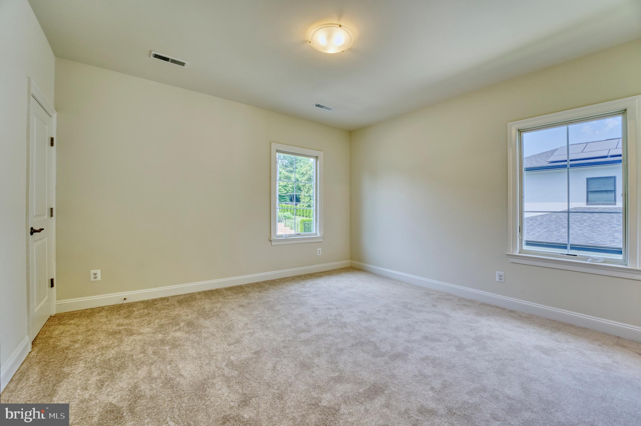 ROSEMONT - Residential