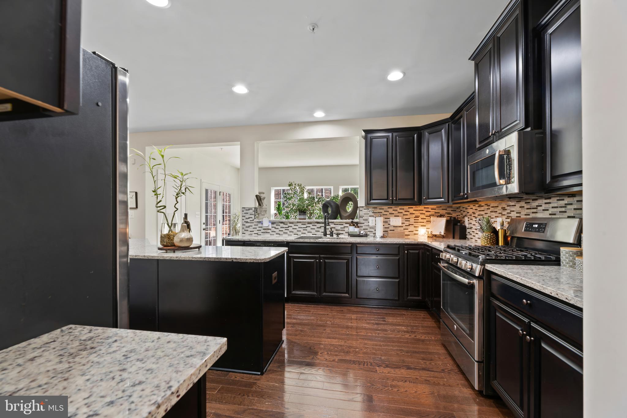 POTOMAC SHORES - Residential