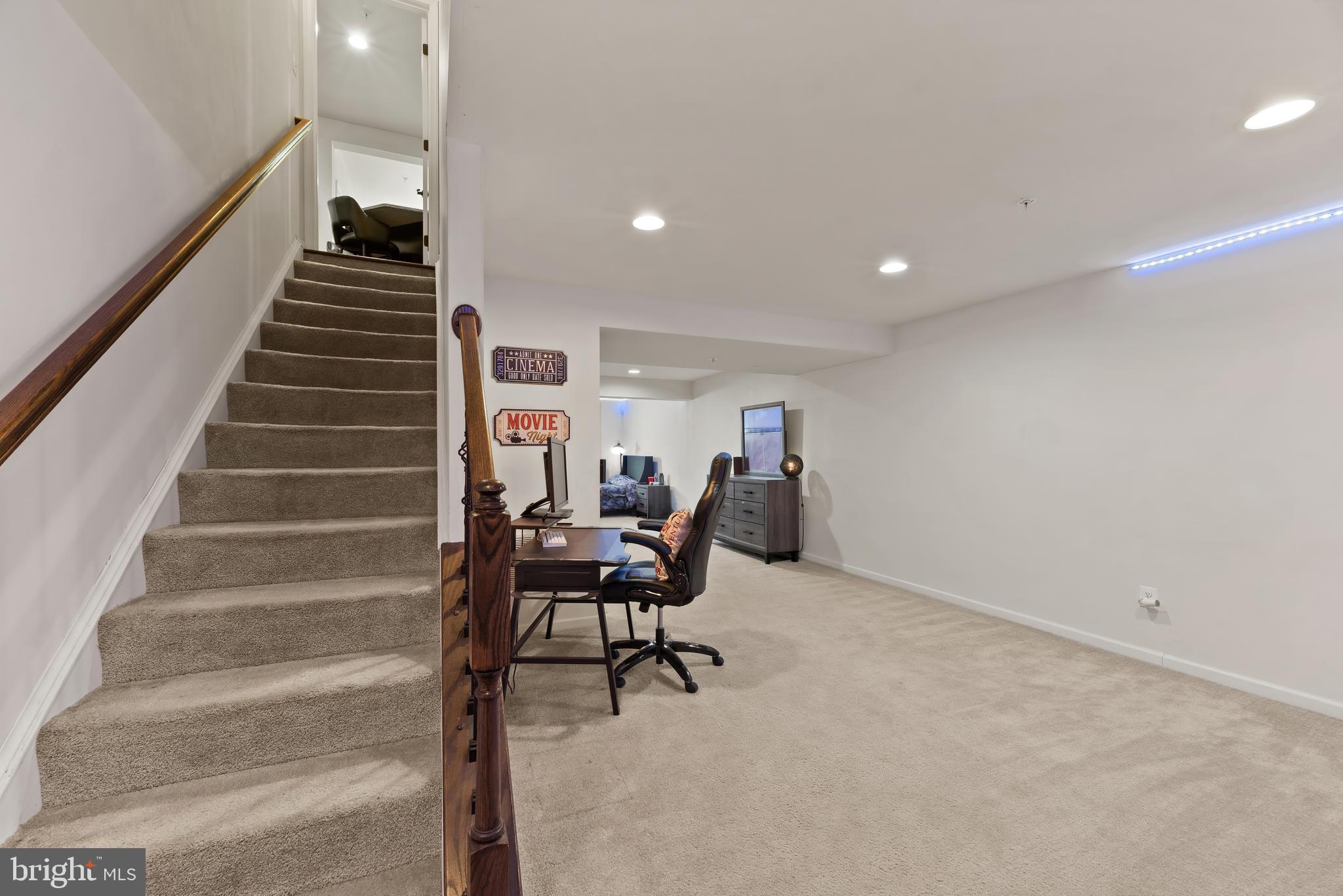 POTOMAC SHORES - Residential