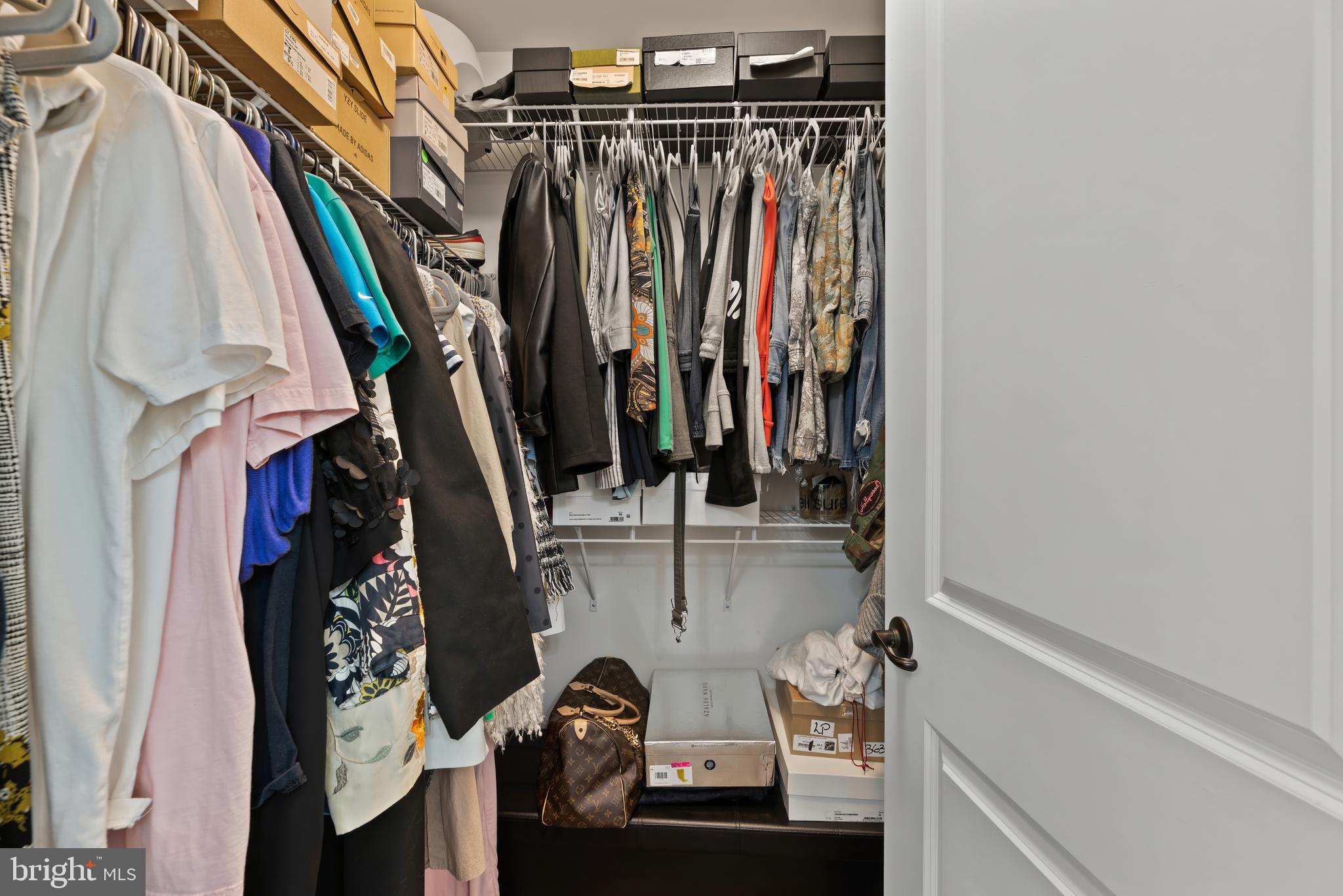 POTOMAC SHORES - Residential