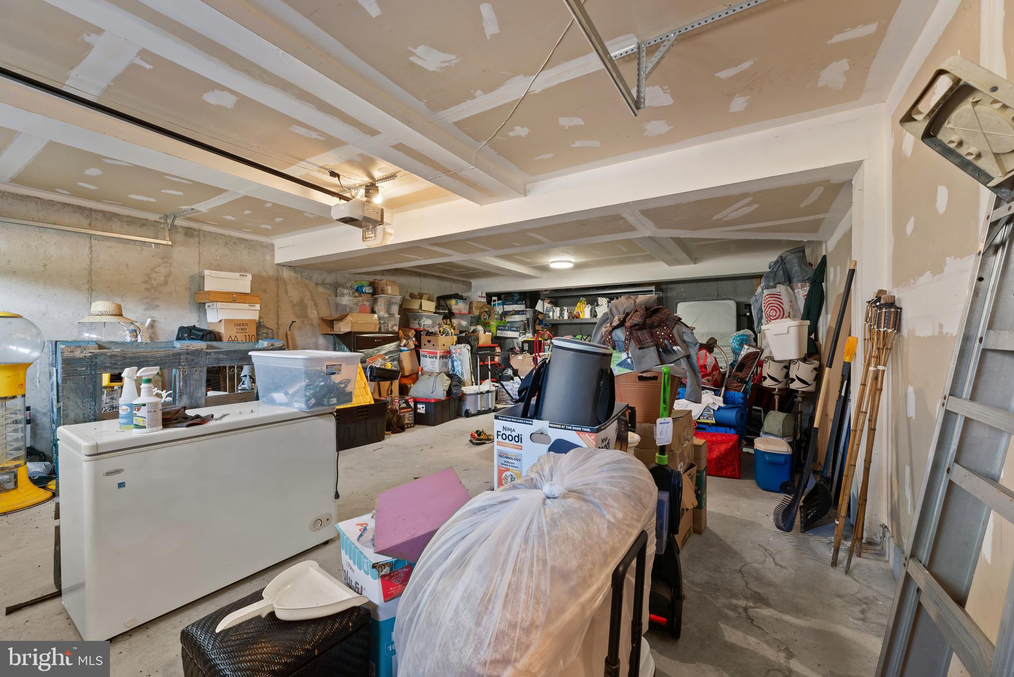 POTOMAC SHORES - Residential