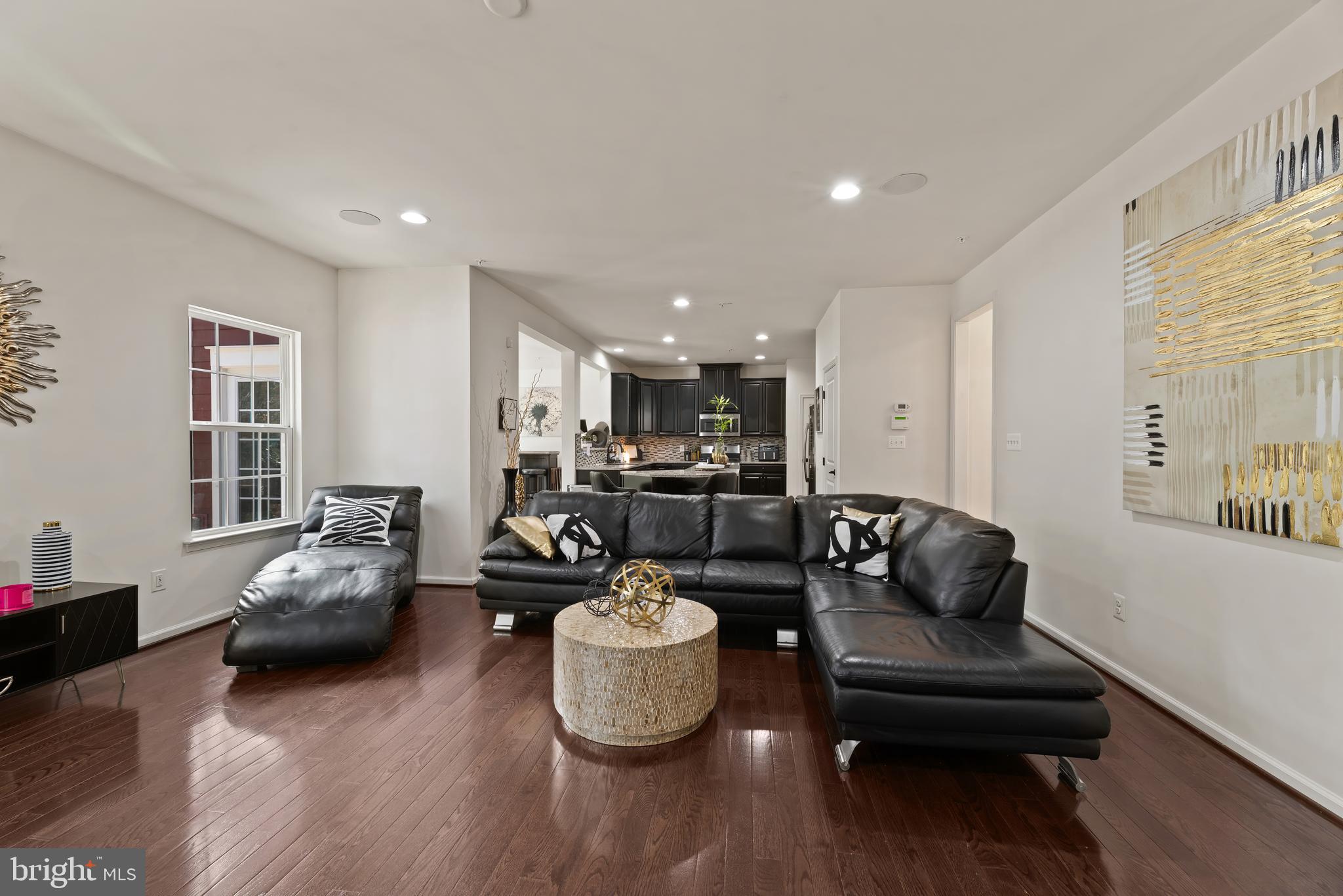 POTOMAC SHORES - Residential