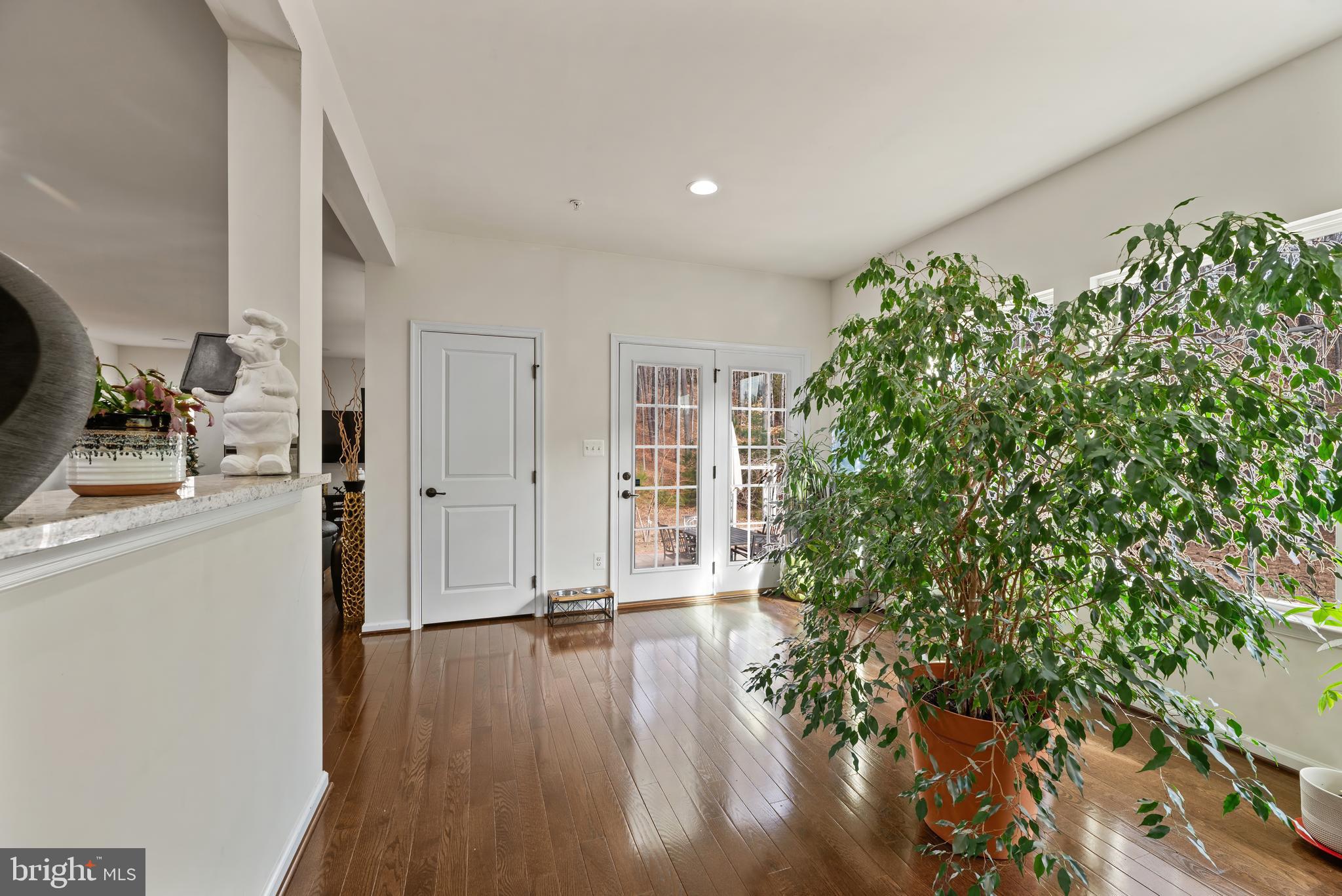 POTOMAC SHORES - Residential