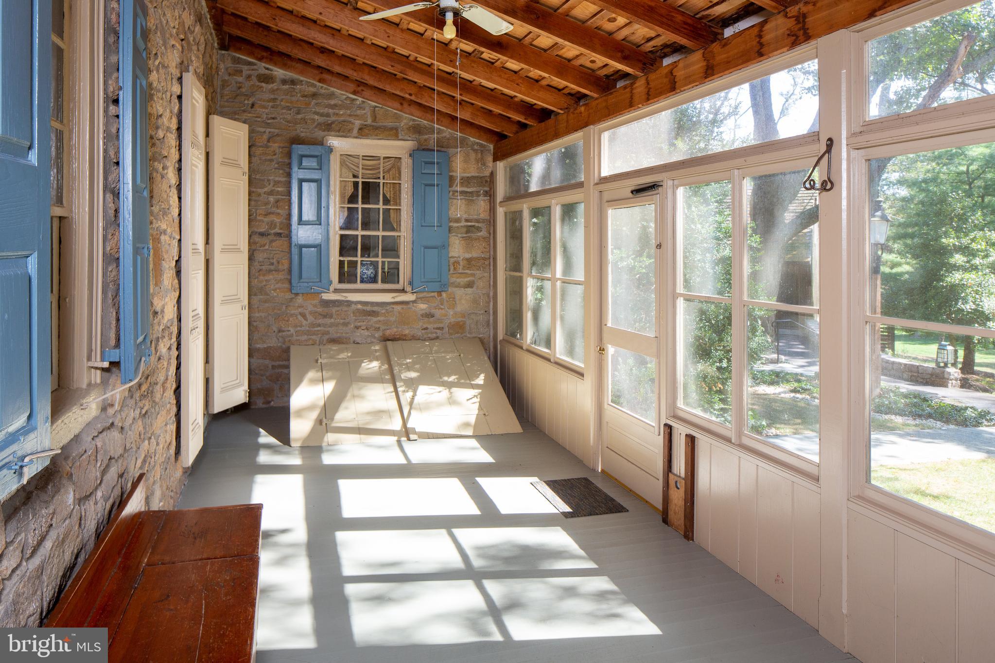 SPRING VALLEY - Residential