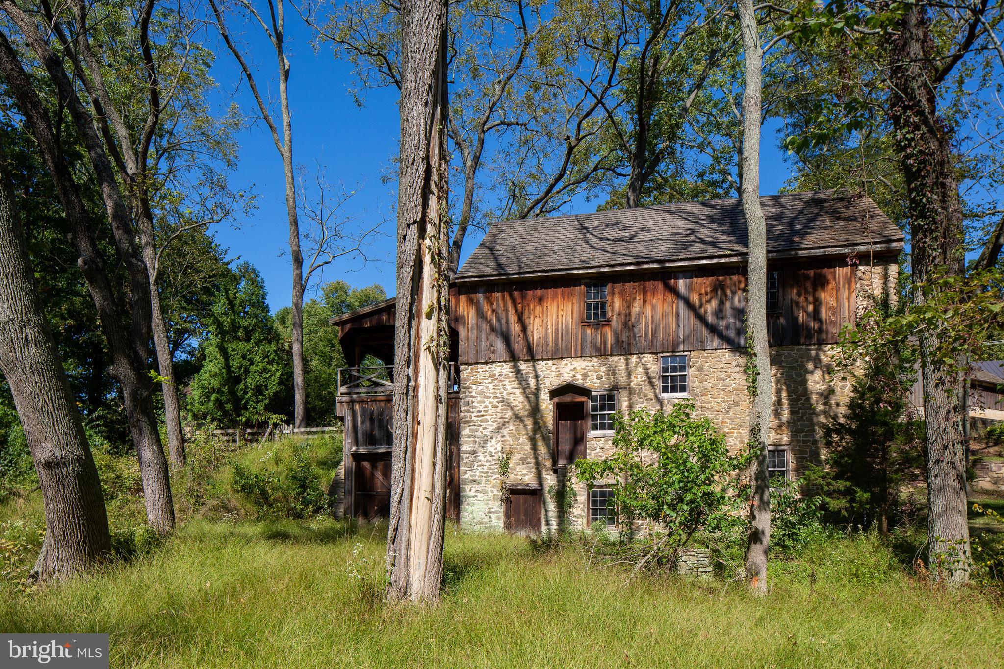 SPRING VALLEY - Residential