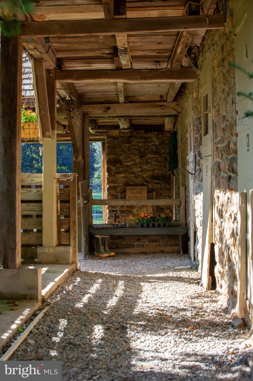 SPRING VALLEY - Residential