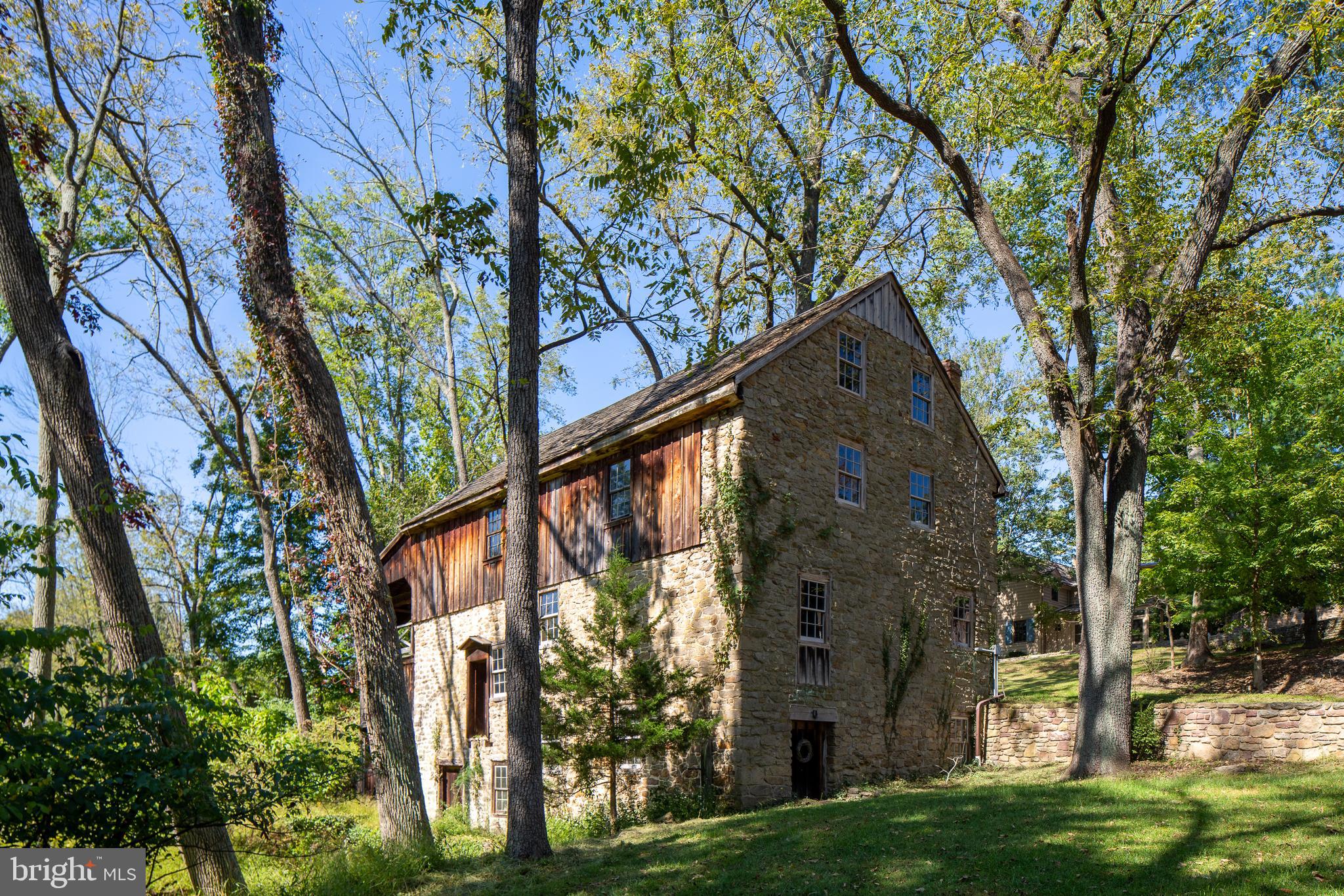 SPRING VALLEY - Residential