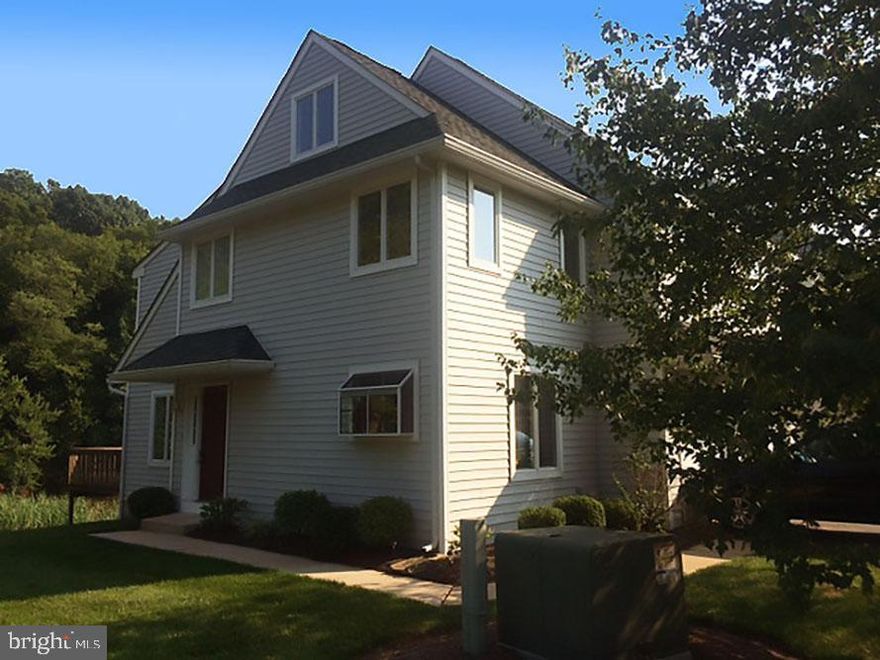 Prime lot and location within Orchard Valley. Pristine largest model END UNIT. Serence setting in culdesac with open natural space and parking for guests. Enjoy the calming view of the community pond from your rear deck. Great Room with cathedral ceiling.  Wood burning fireplace, natural light, beautiful hardwoods.  Eat in kitchen with window box, newer appliances to include built in microwave.  Fresher paint.  Newer carpeting. Master bedroom with walk in closet, natural light.  Master Bath with jetted tub, stall shower, double vanity.  Second bedroom.  Hall bath. Second floor Laundry.  Finished Loft with ceiling fan, closet, windows.  Large finished basement.  New HotWaterHeater.  New CA 2018. Driveway parking.  One car garage.  Guest parking.  Convenient to attractions such as Longwood Gardens, Brandywine River Museum, Brandywine Battlefield. Kayack or canoe on the  Brandywine River just to name a few.  Plenty of shopping, dining, wineries. Convenient to Philadelphia, NJ, and Wilmington.