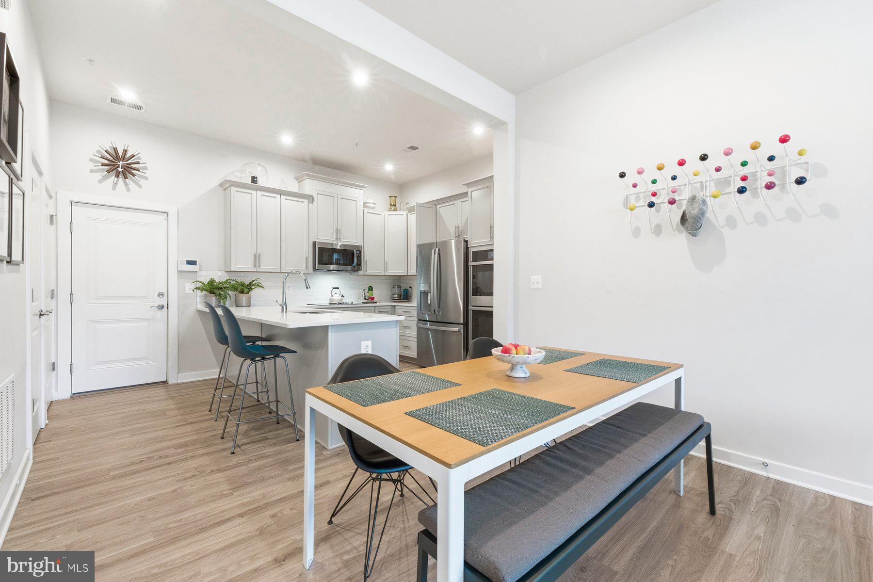 WESTSIDE AT SHADY GROVE METRO - Residential