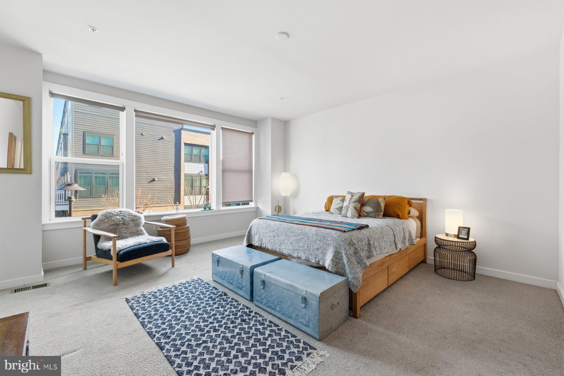 WESTSIDE AT SHADY GROVE METRO - Residential