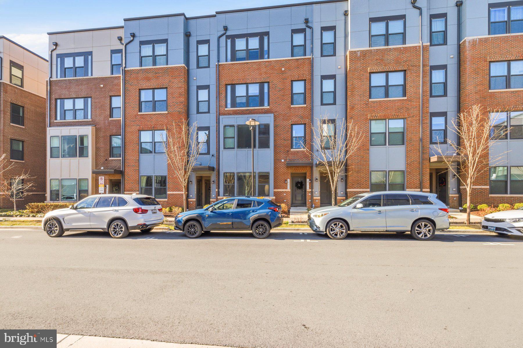 WESTSIDE AT SHADY GROVE METRO - Residential