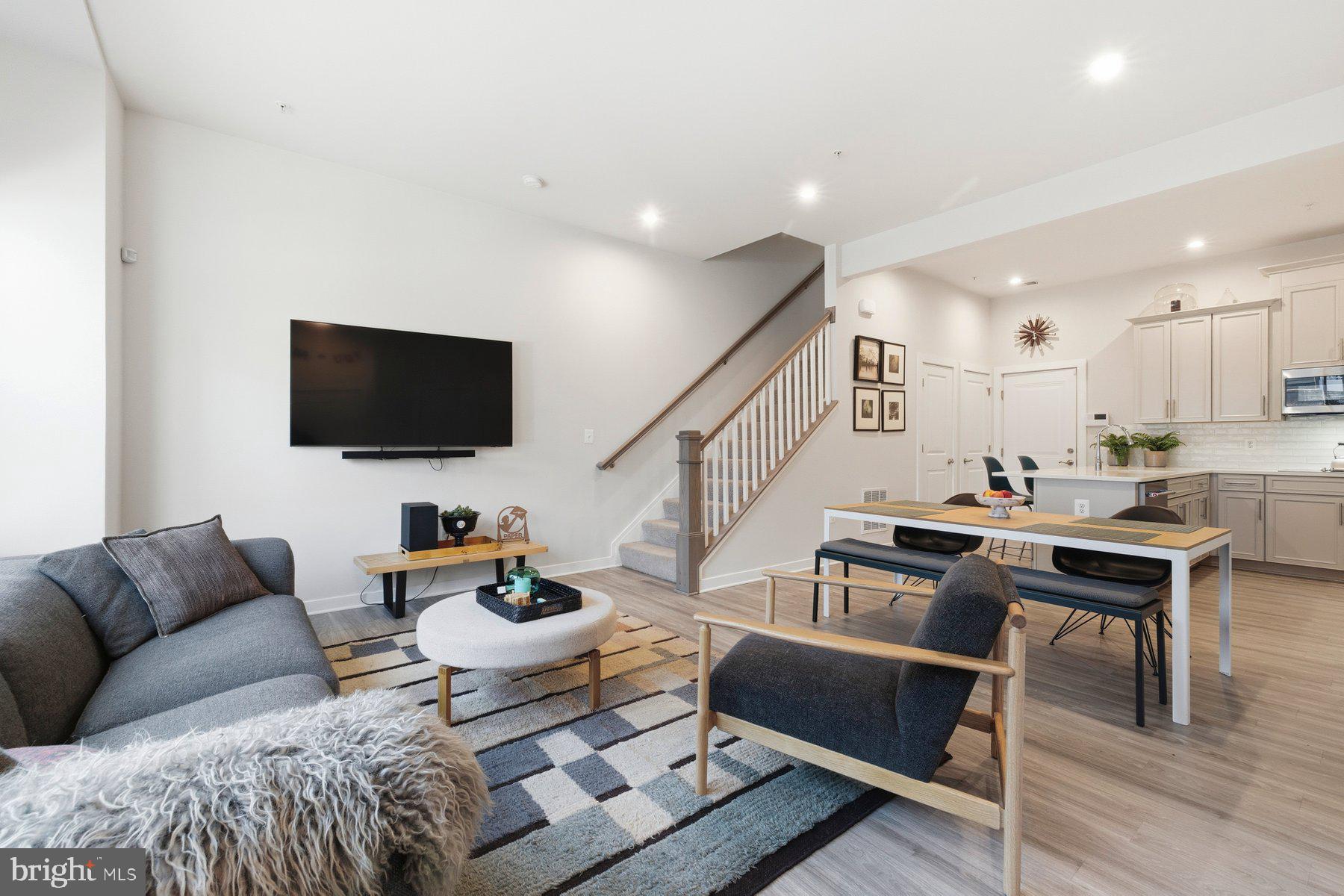 WESTSIDE AT SHADY GROVE METRO - Residential