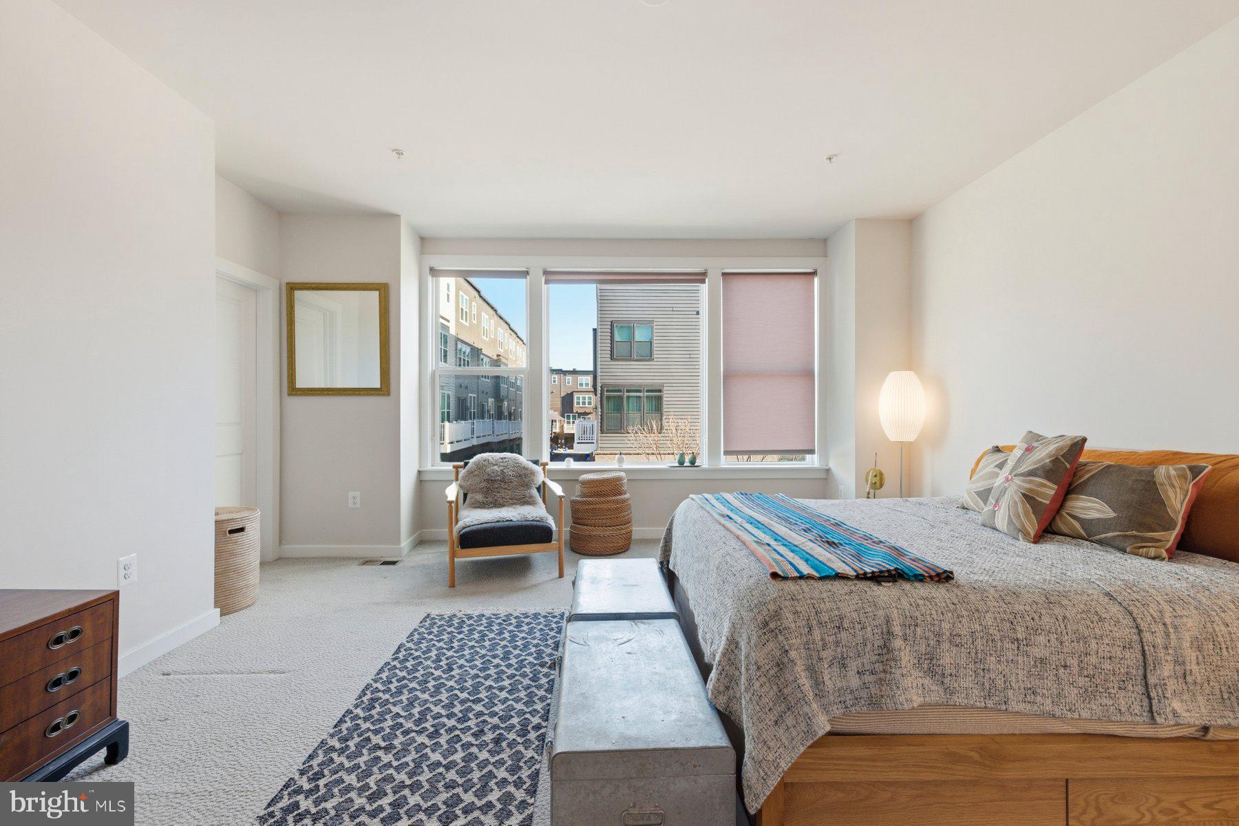 WESTSIDE AT SHADY GROVE METRO - Residential