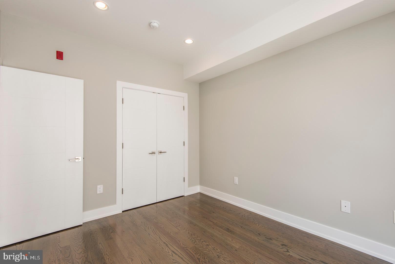 GRADUATE HOSPITAL - Residential Lease