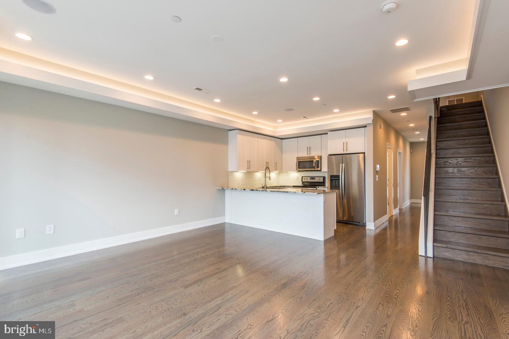 GRADUATE HOSPITAL - Residential Lease