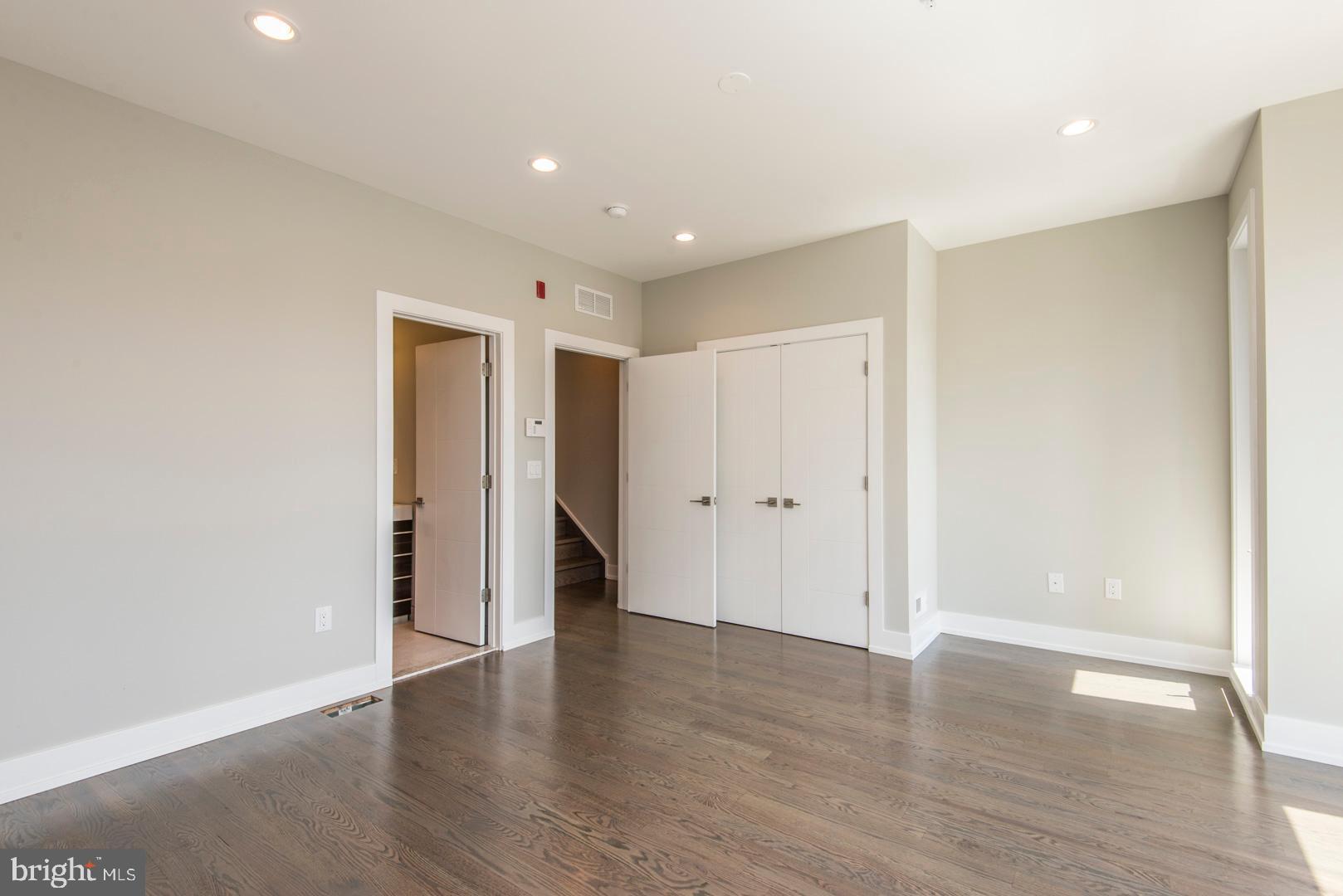 GRADUATE HOSPITAL - Residential Lease