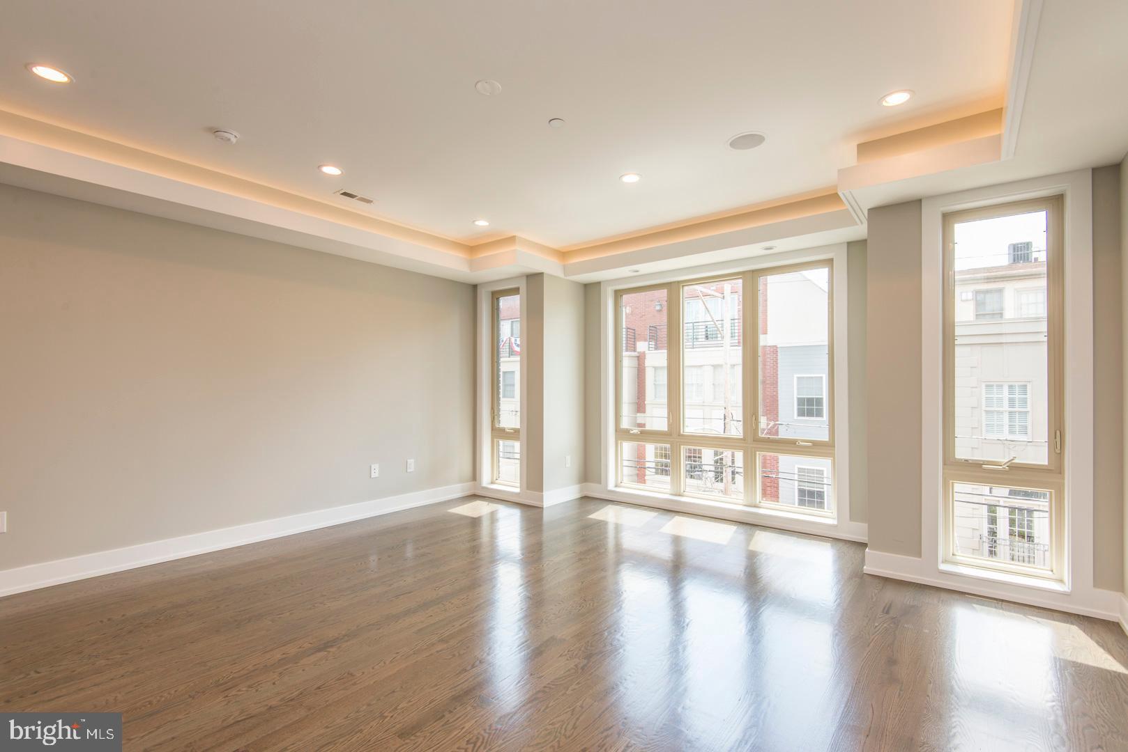 GRADUATE HOSPITAL - Residential Lease