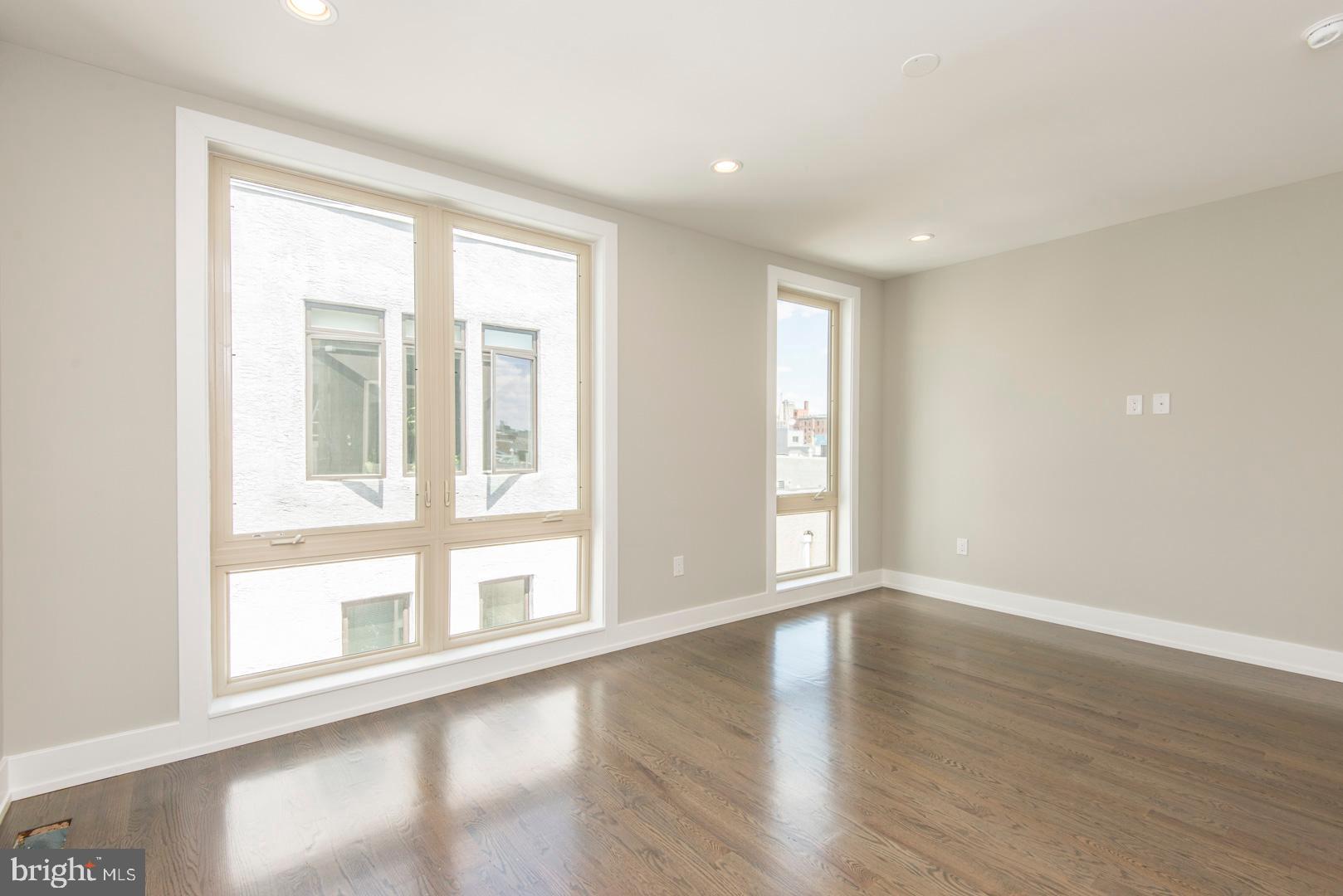 GRADUATE HOSPITAL - Residential Lease