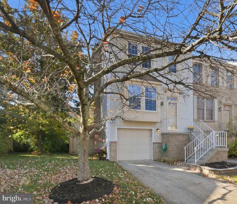 711 HERNDON WOODS COURT HERNDON VA 20170