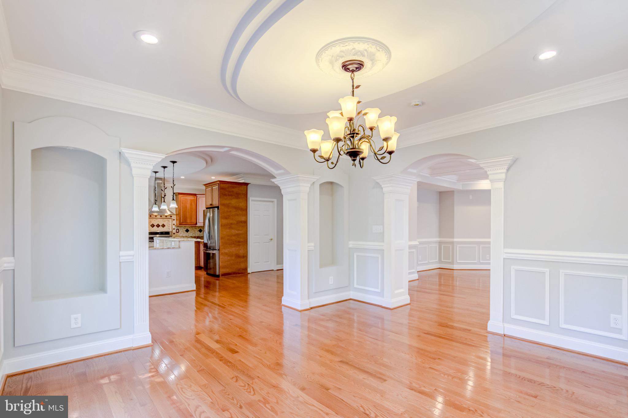 WEST LAWN - Residential