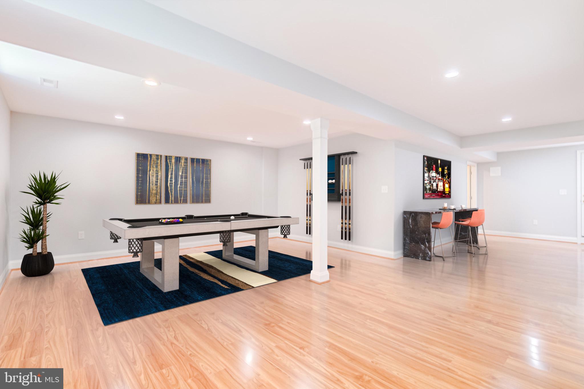 WEST LAWN - Residential