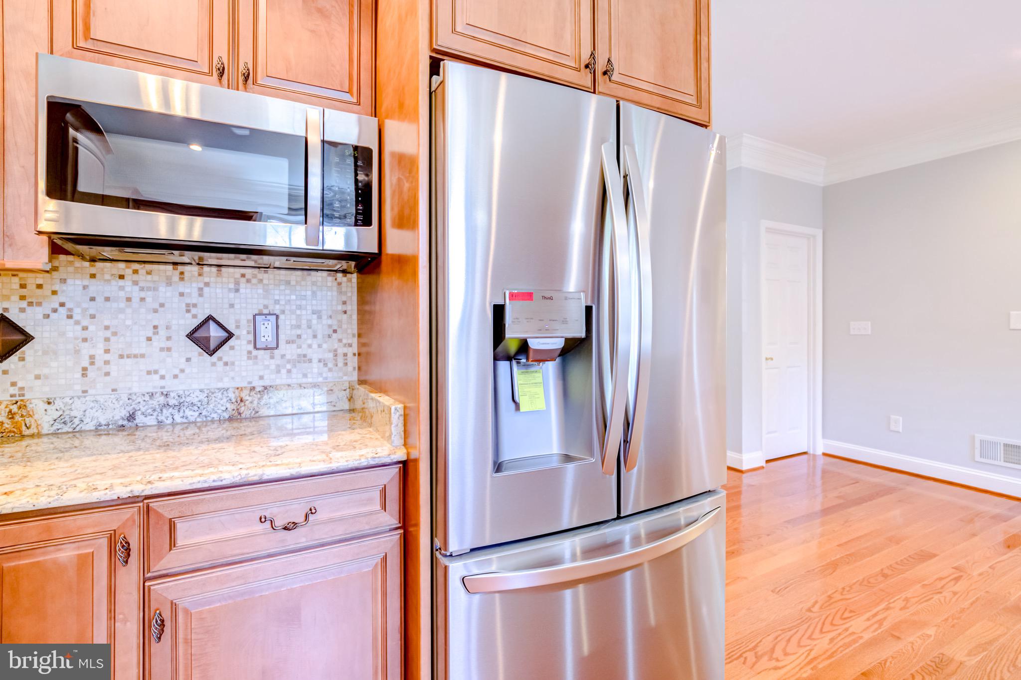 WEST LAWN - Residential