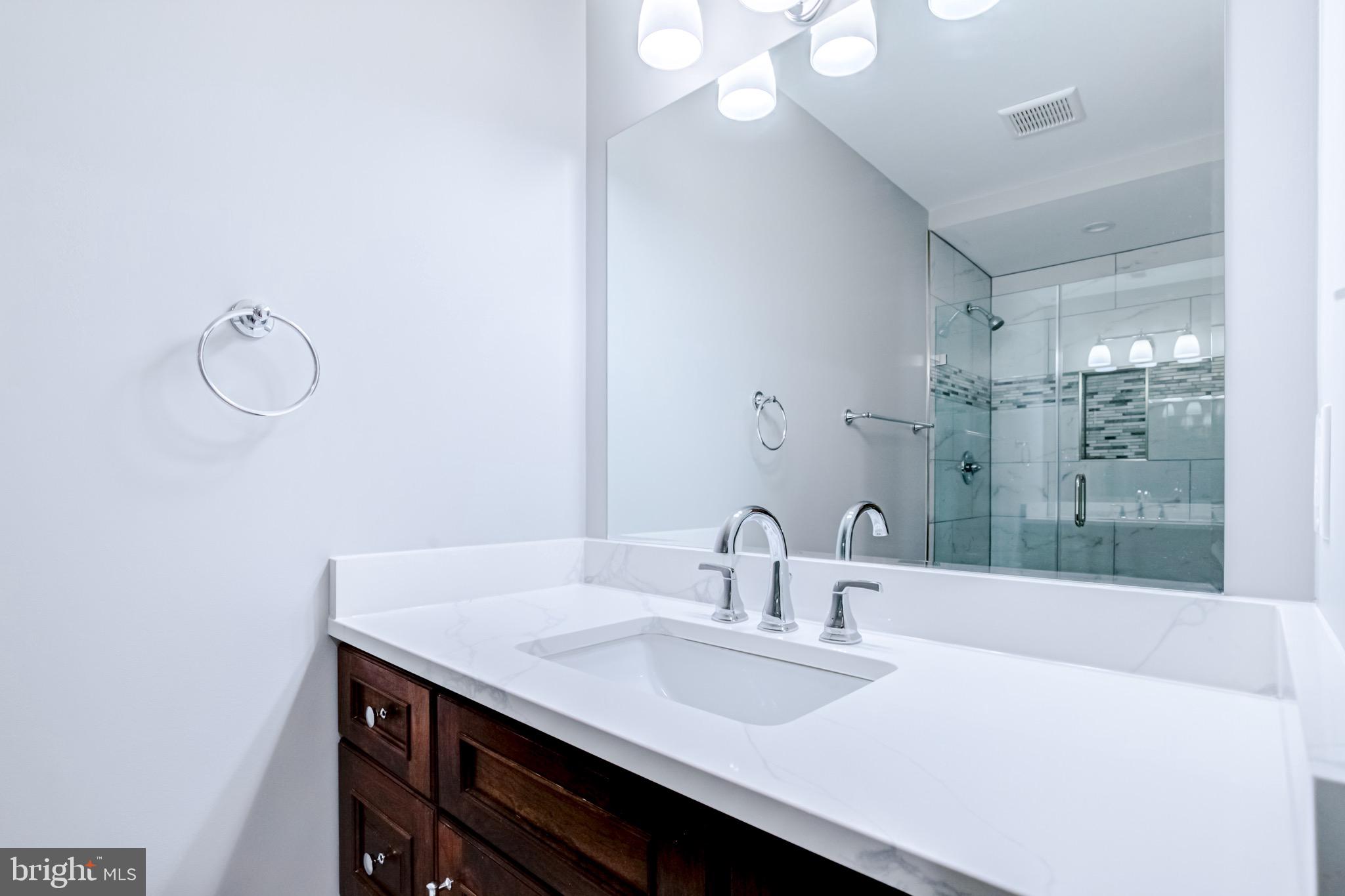 WEST LAWN - Residential